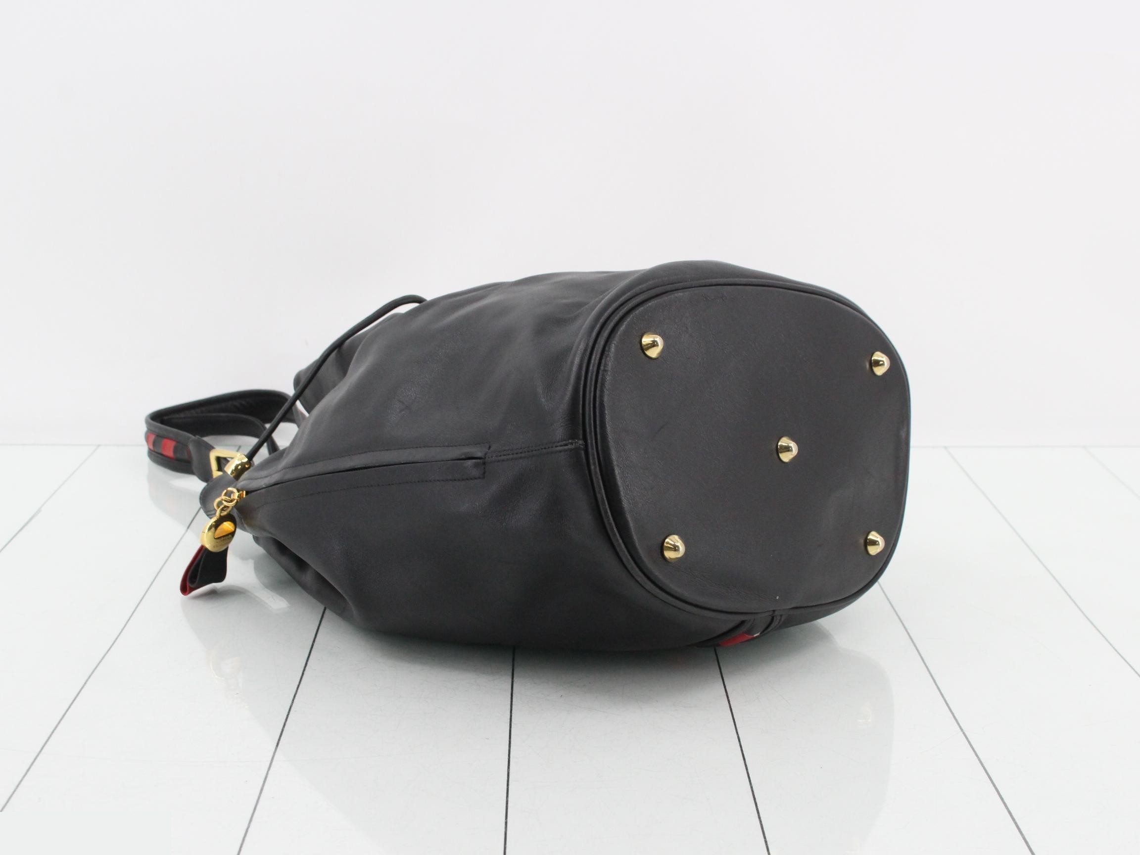 Shoulder bag, drawstring, leather, black, one-shoulder bag — view 5