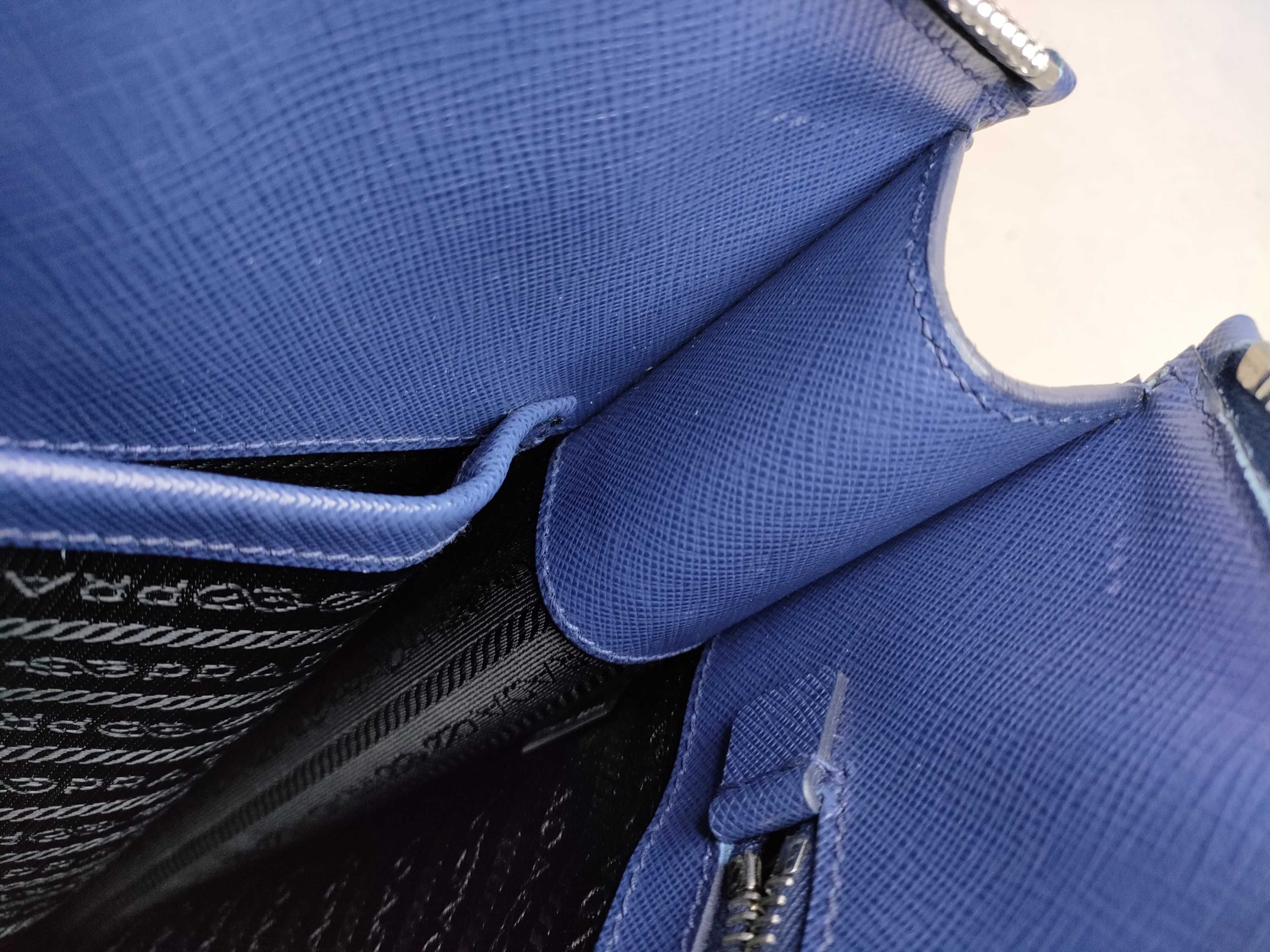 2VG079 Saffiano Handbag — view 9