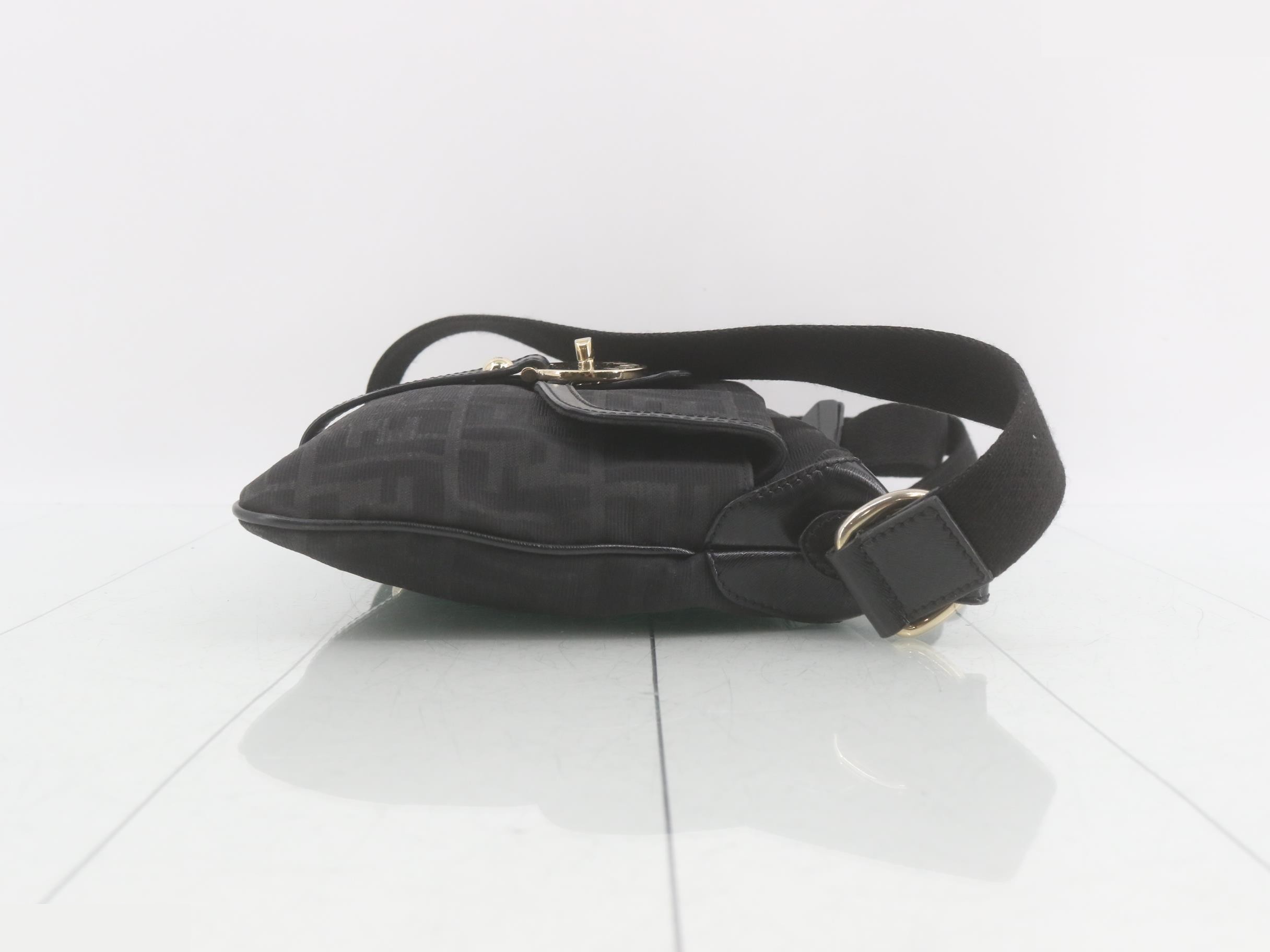 Zucca (bag) - Shoulder bag — view 3