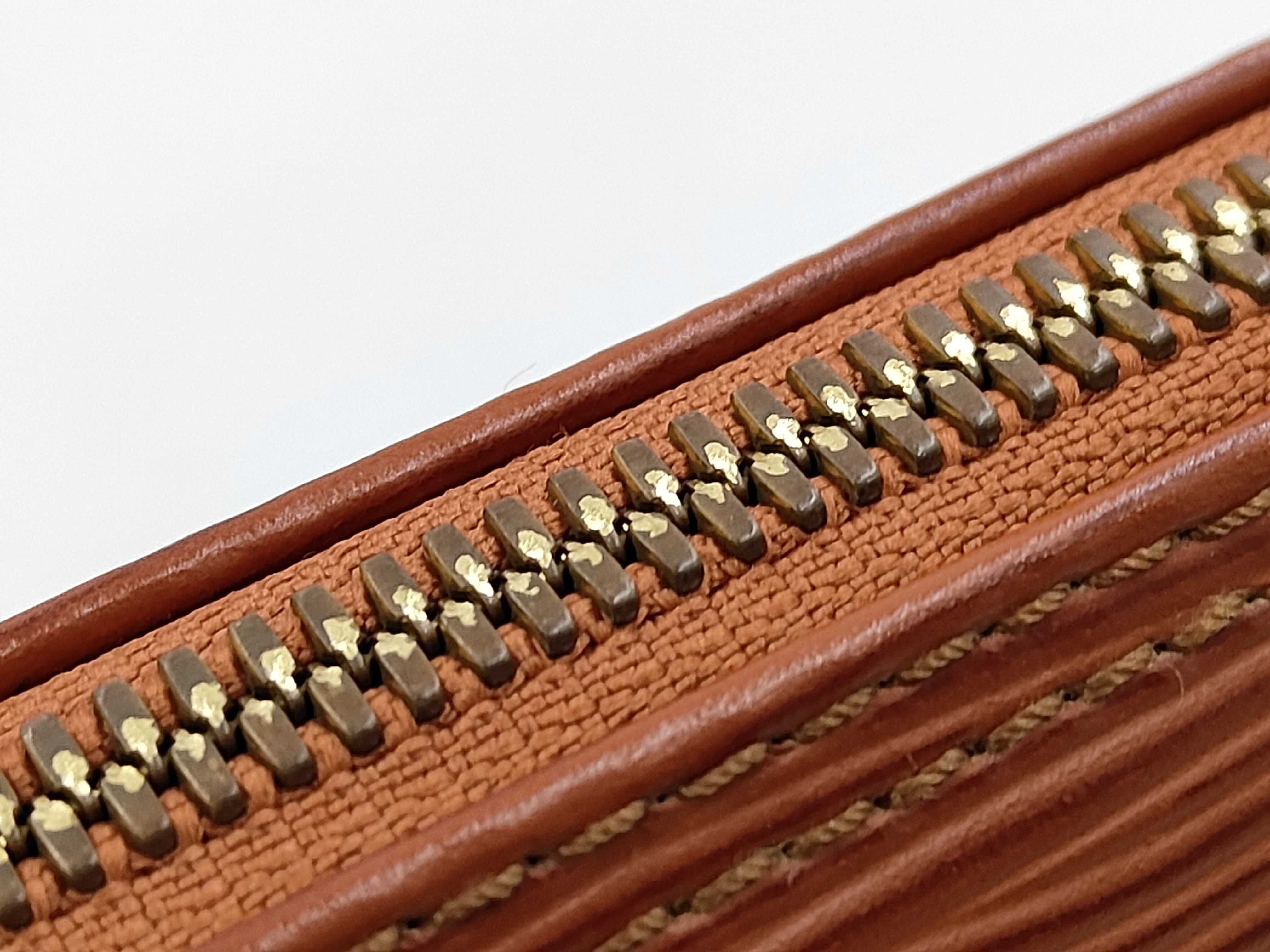 Epi Alma PM handbag (missing key) — view 8