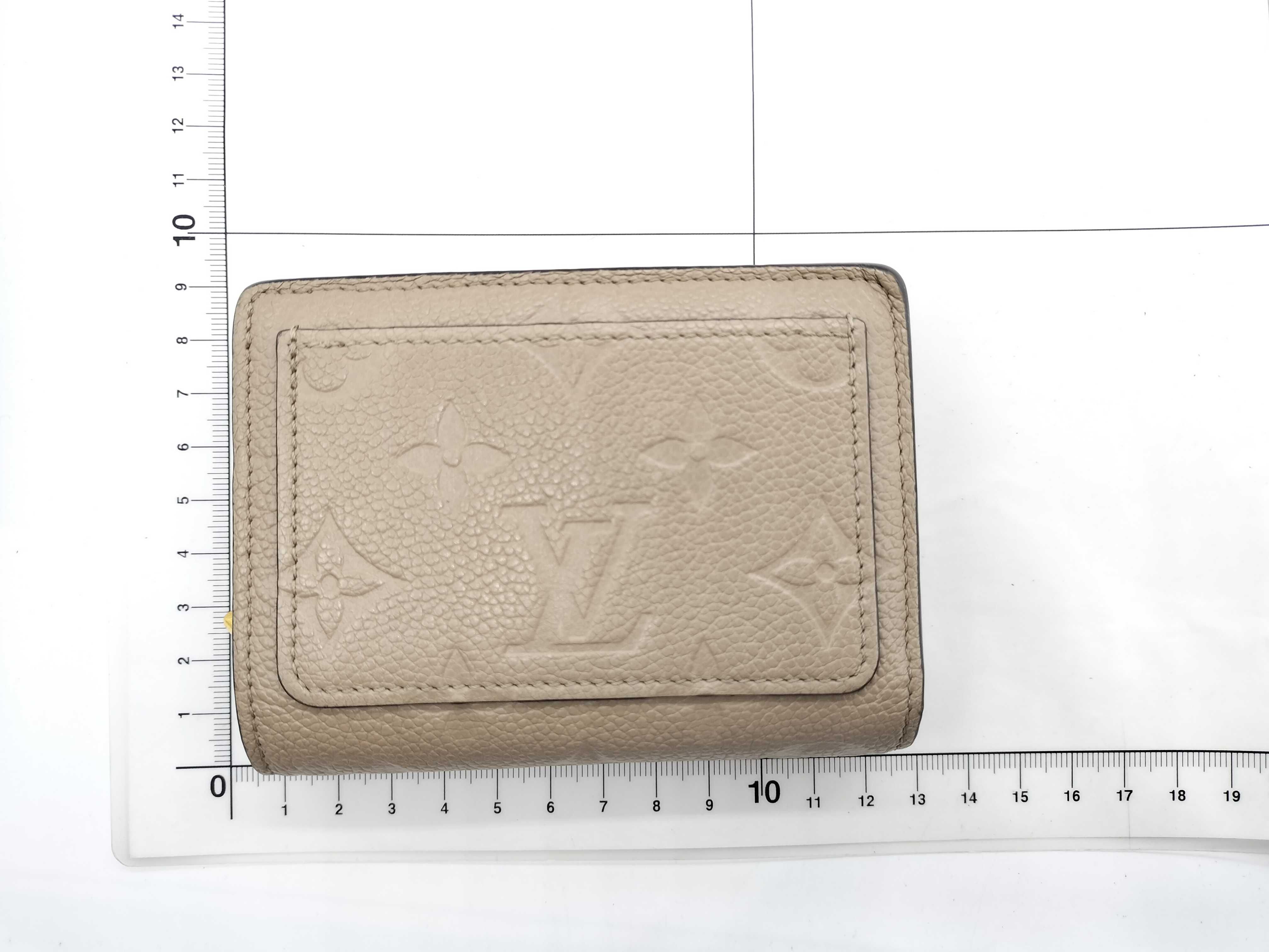Portefeuille Claire Monogram Empreinte Leather Wallet — view 2