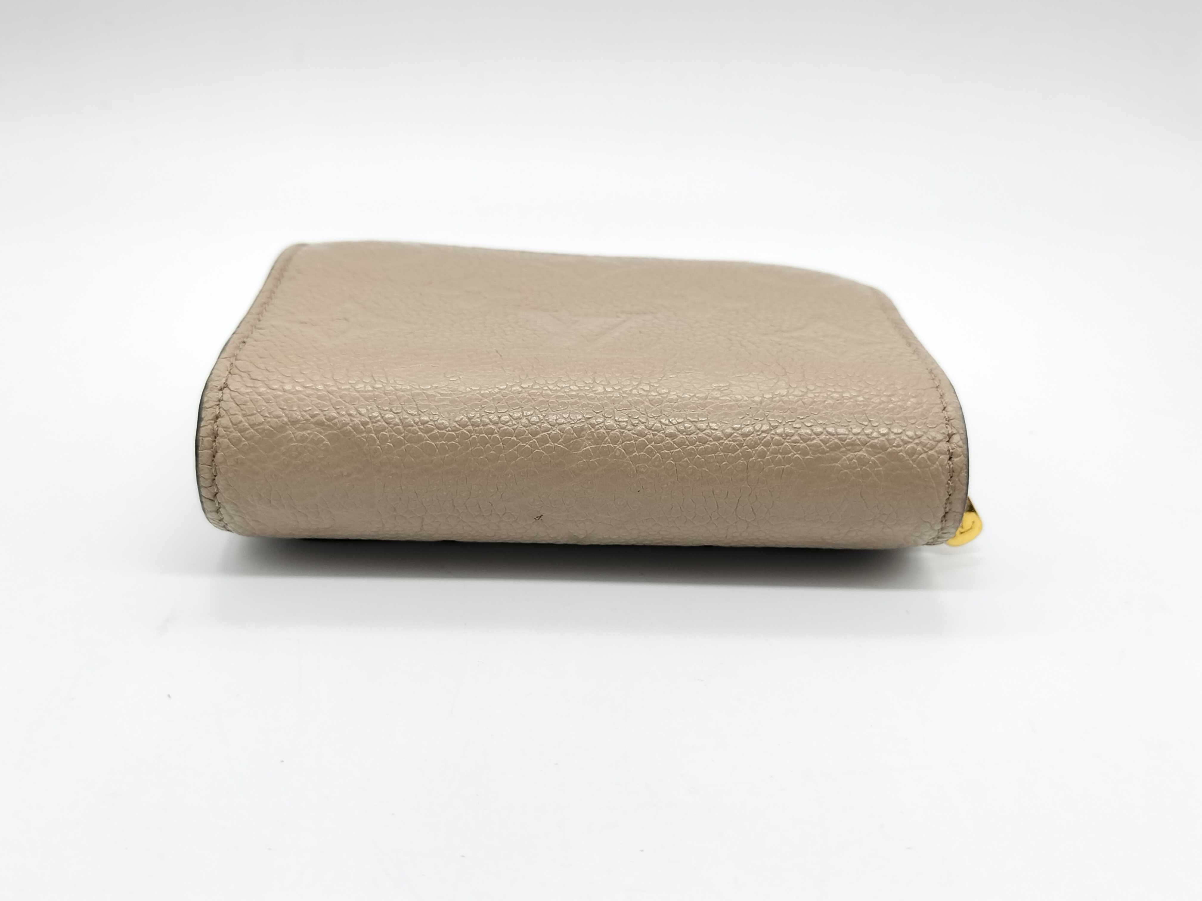Portefeuille Claire Monogram Empreinte Leather Wallet — view 3