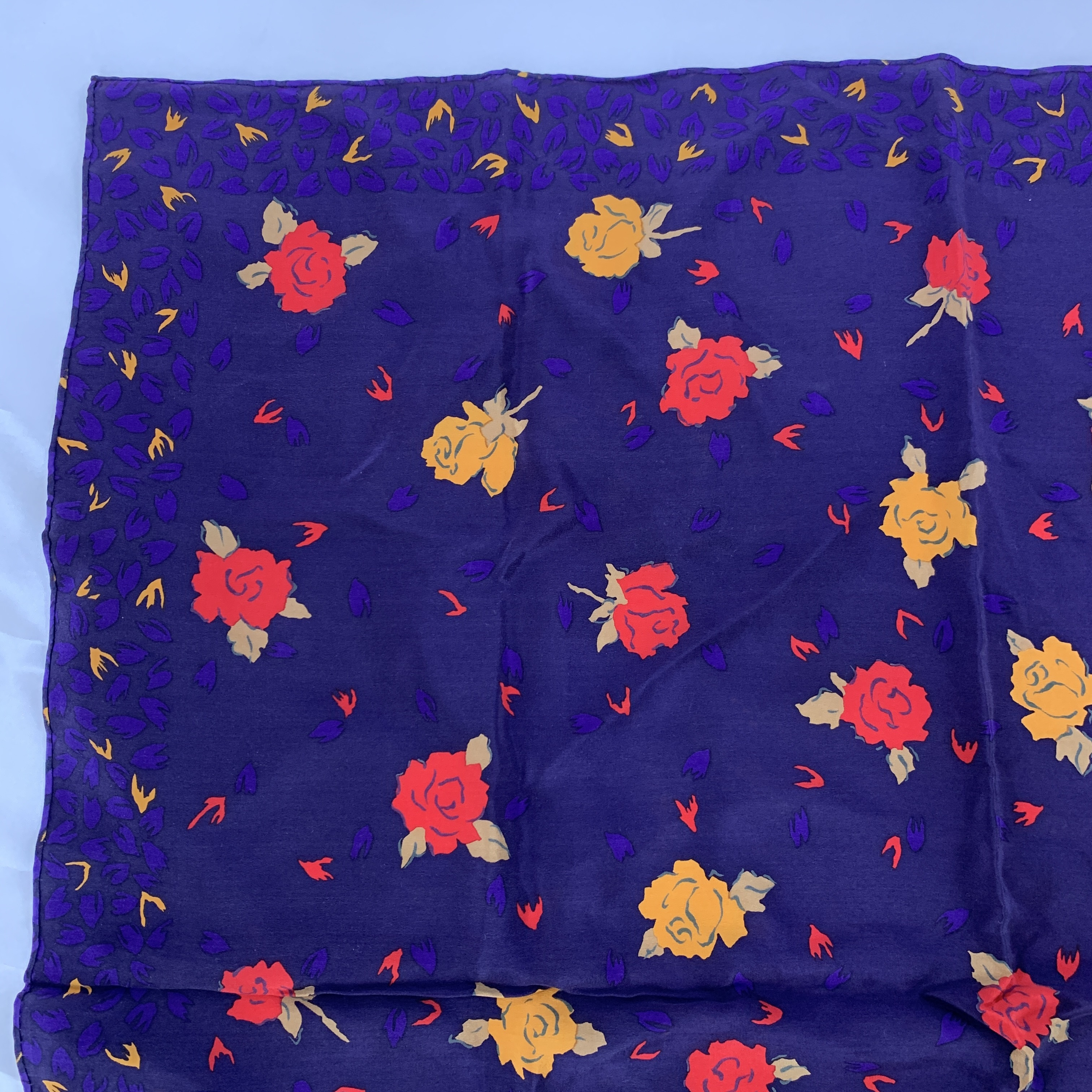 scarf, 100% silk, other accessories. — view 3