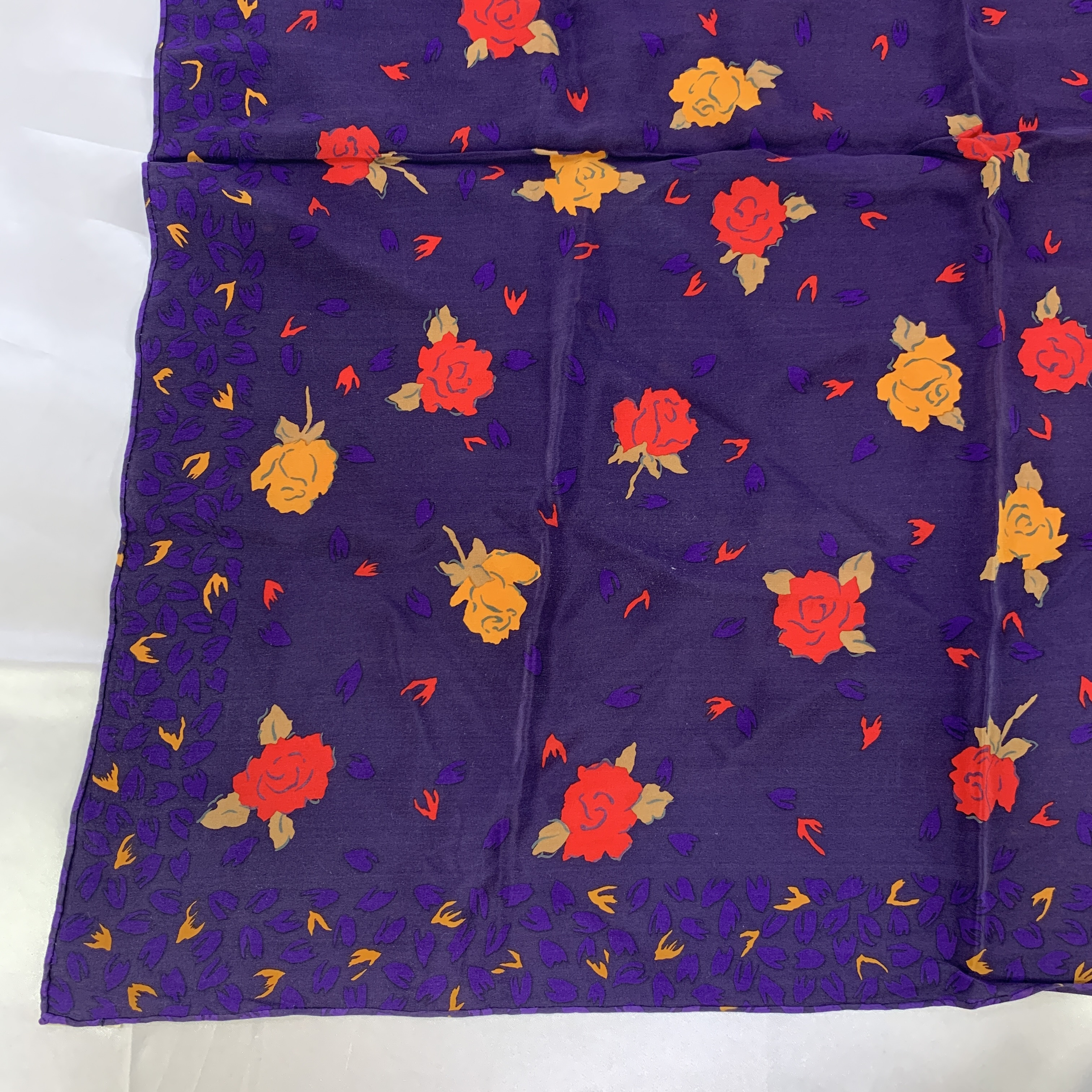 scarf, 100% silk, other accessories. — view 5