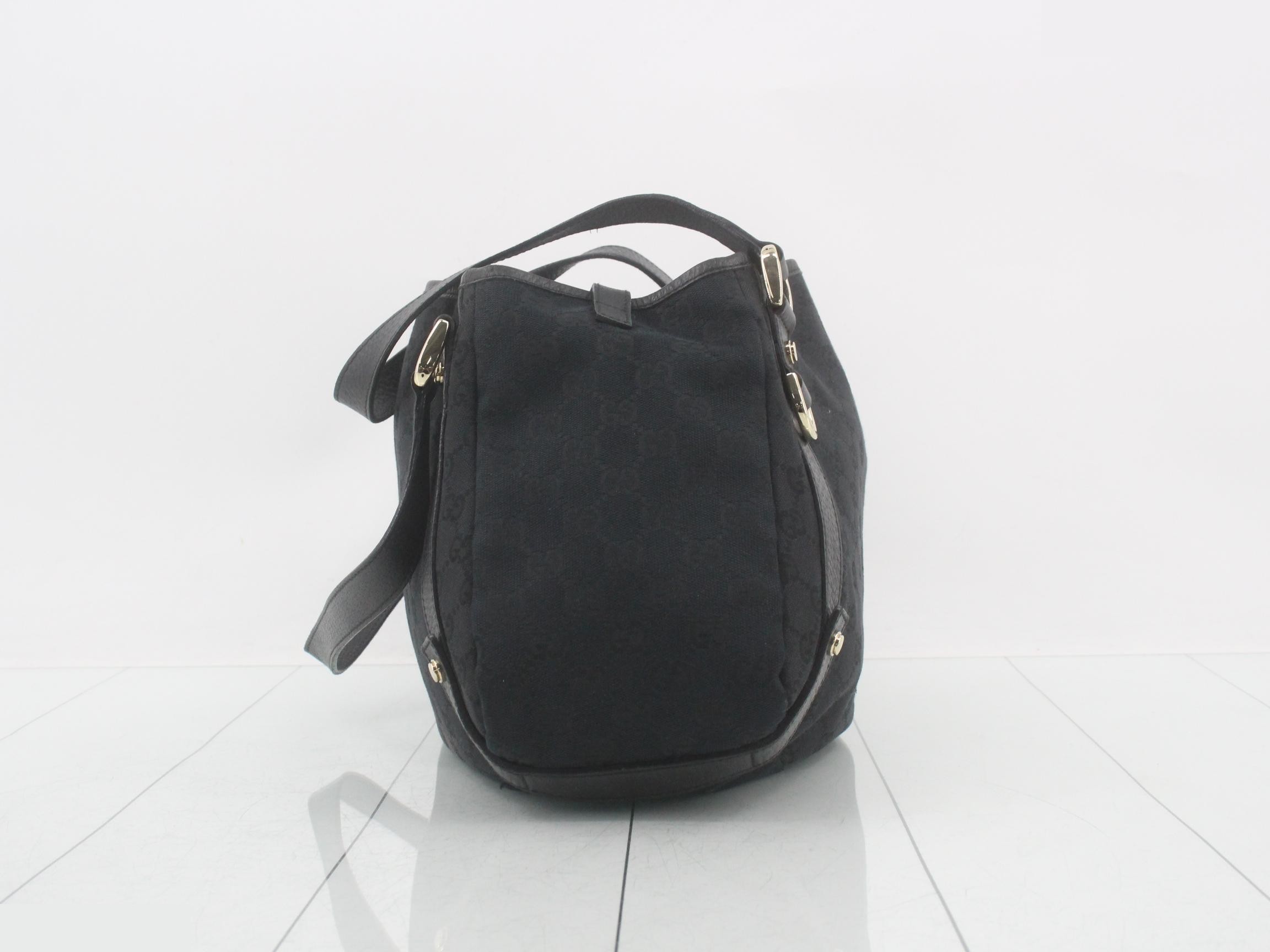GG Canvas Abby Shoulder Bag — view 4