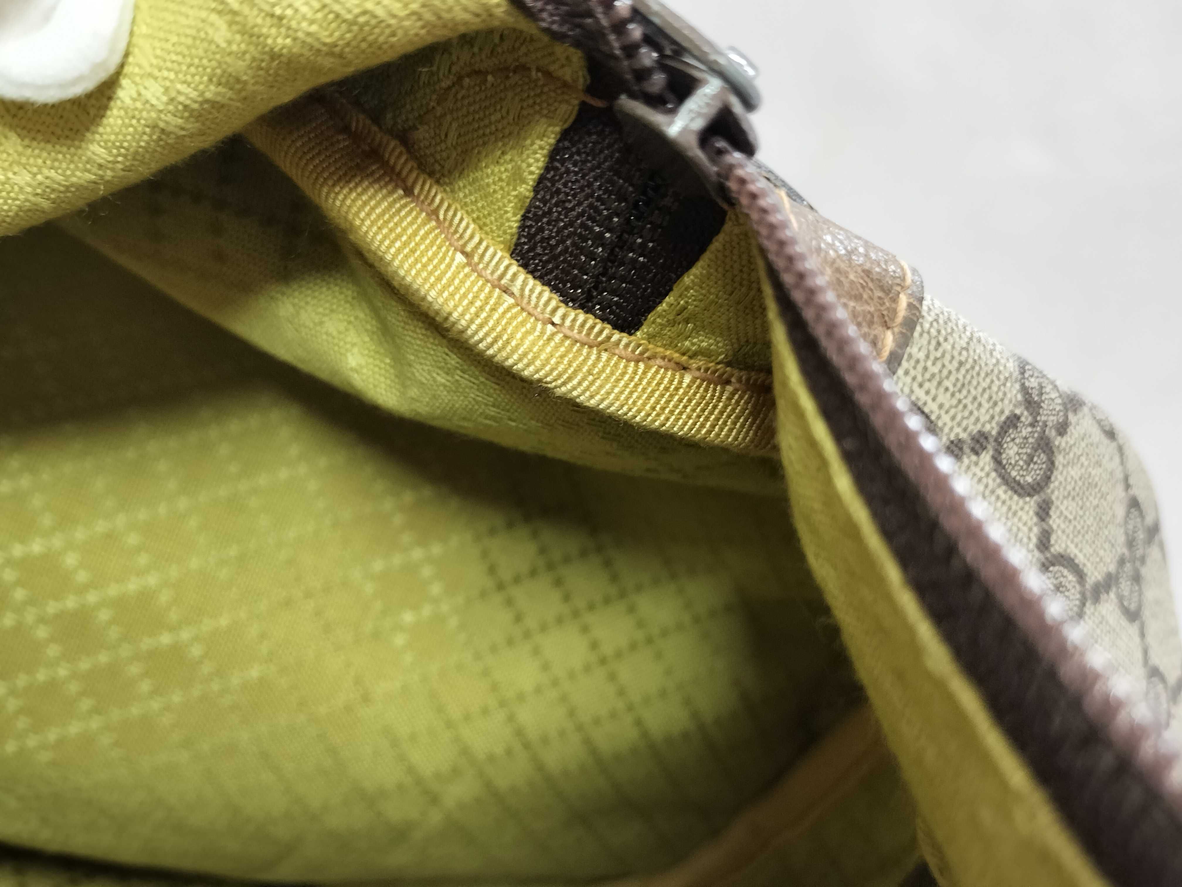 GG Supreme Boston Bag, GG Supreme Old Gucci Boston Bag — view 12