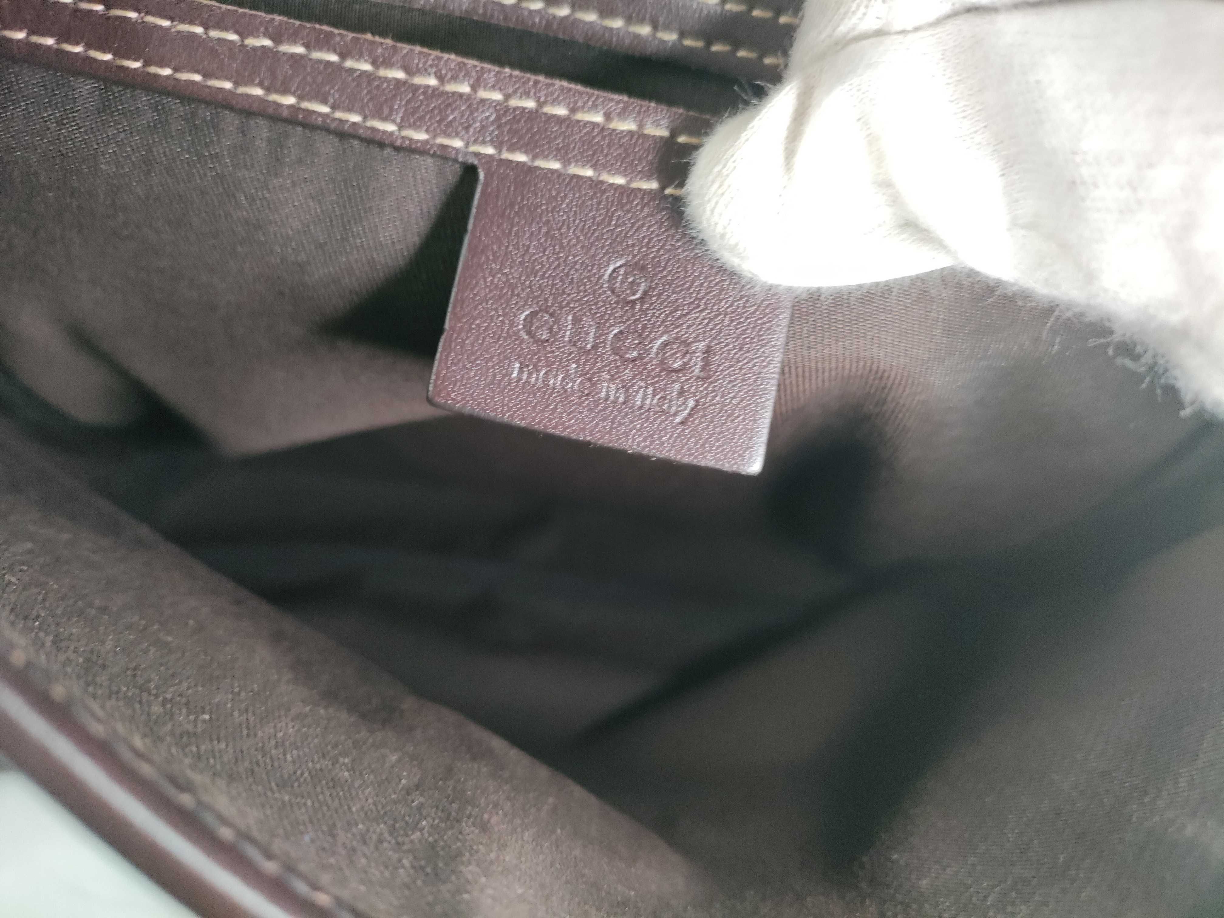GG Supreme Shoulder Bag 223666 — view 13