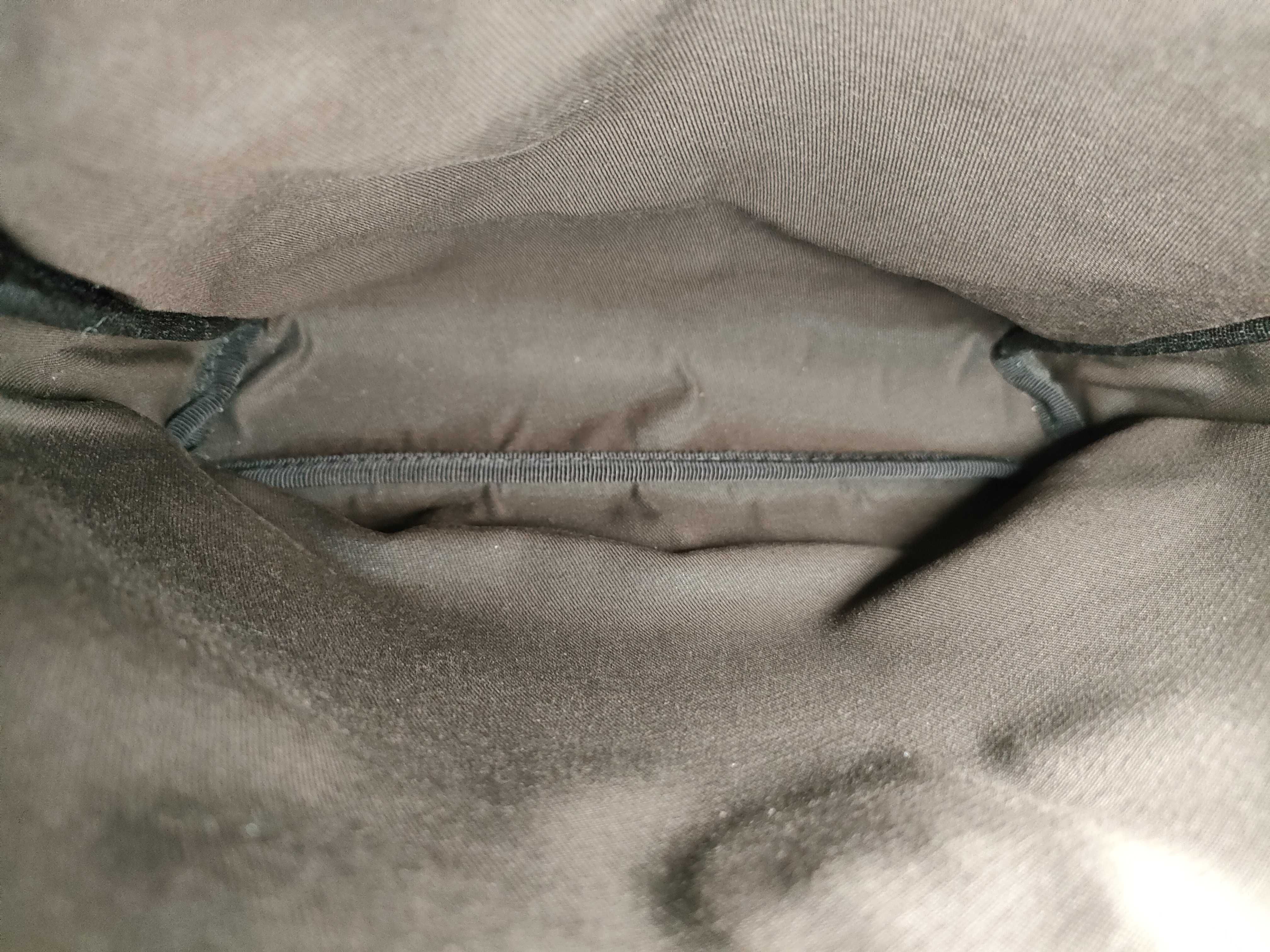 GG Supreme Shoulder Bag 223666 — view 10
