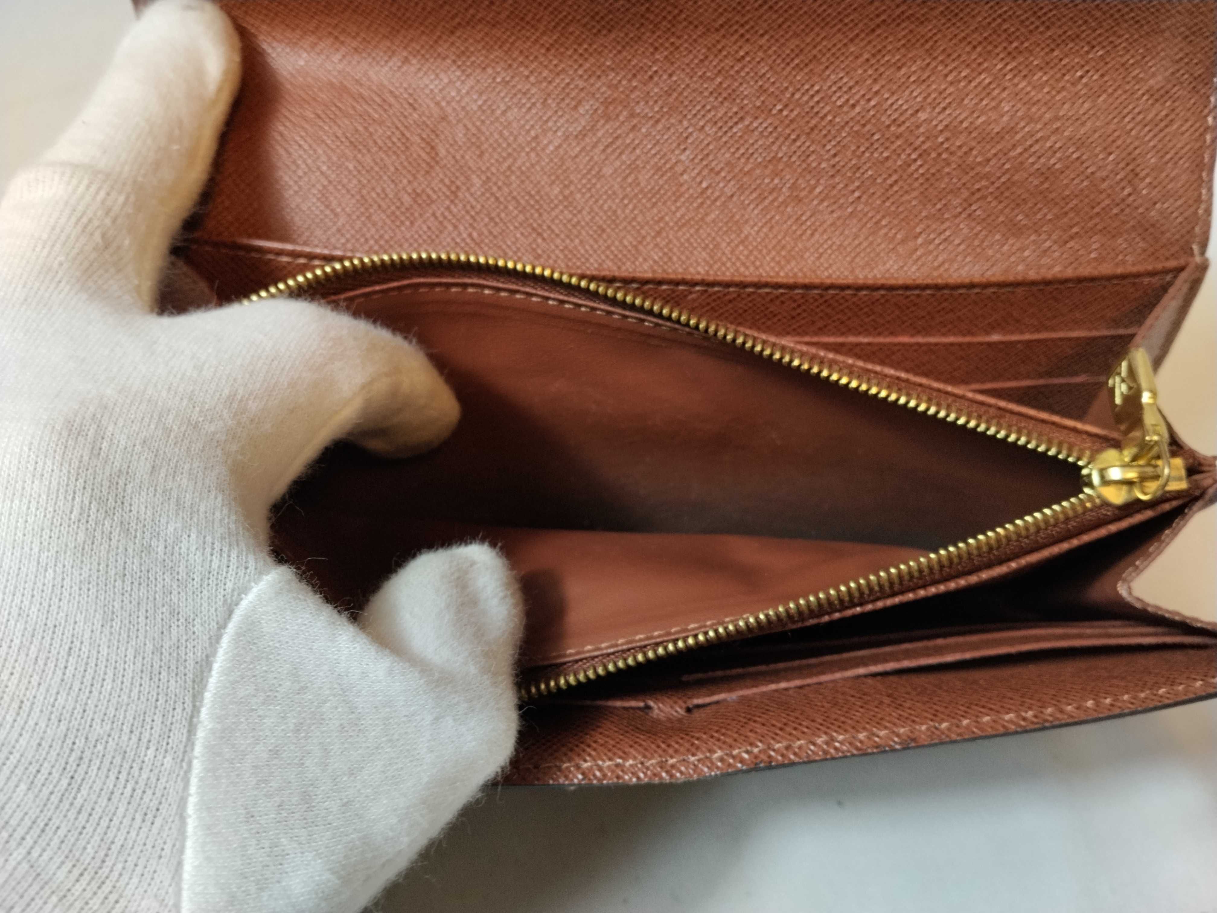 Monogram Portefeuille Sarah SN1221 Wallet with Initials — view 11