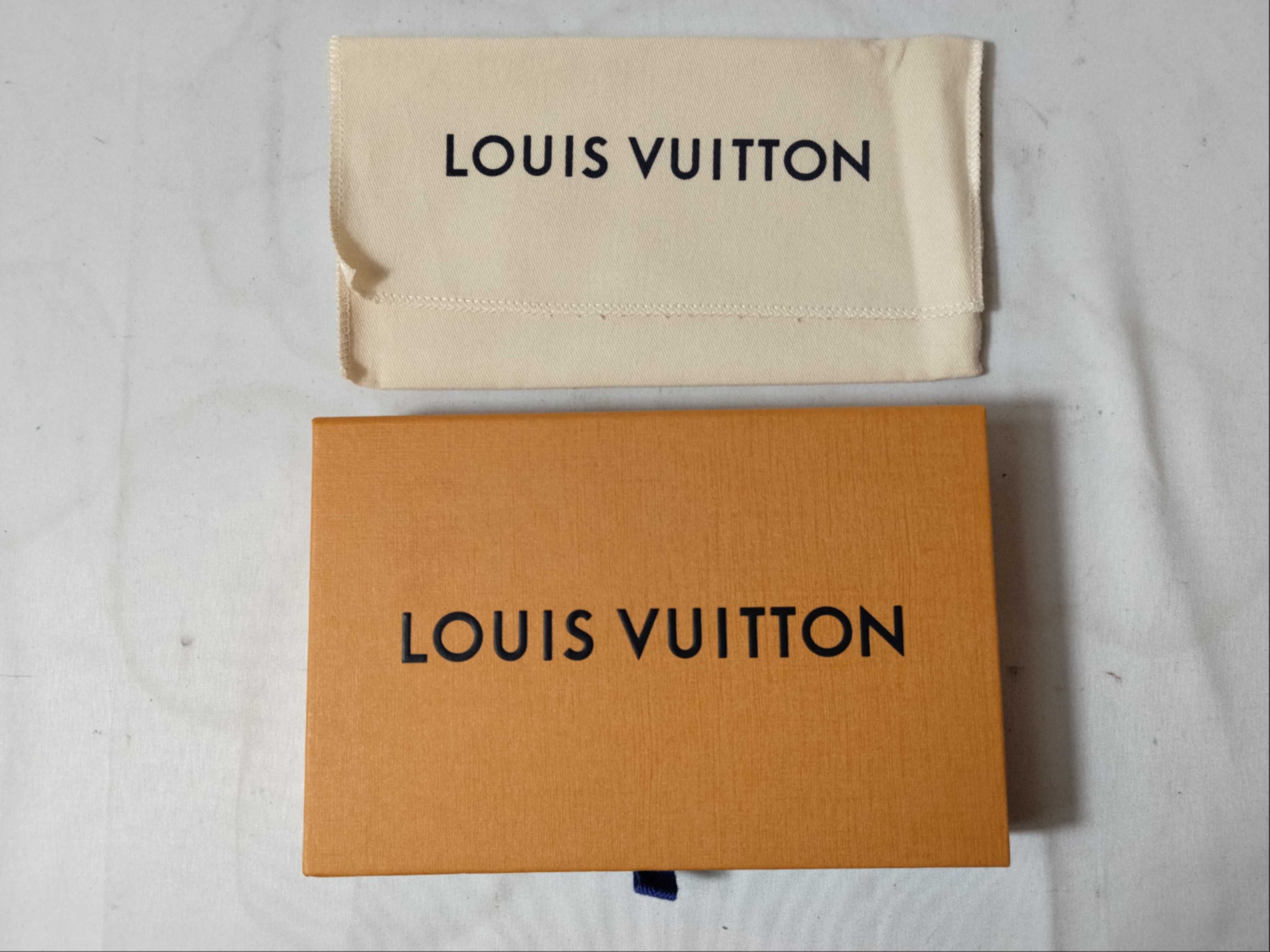 Monogram Portefeuille Sarah SN1221 Wallet with Initials — view 15