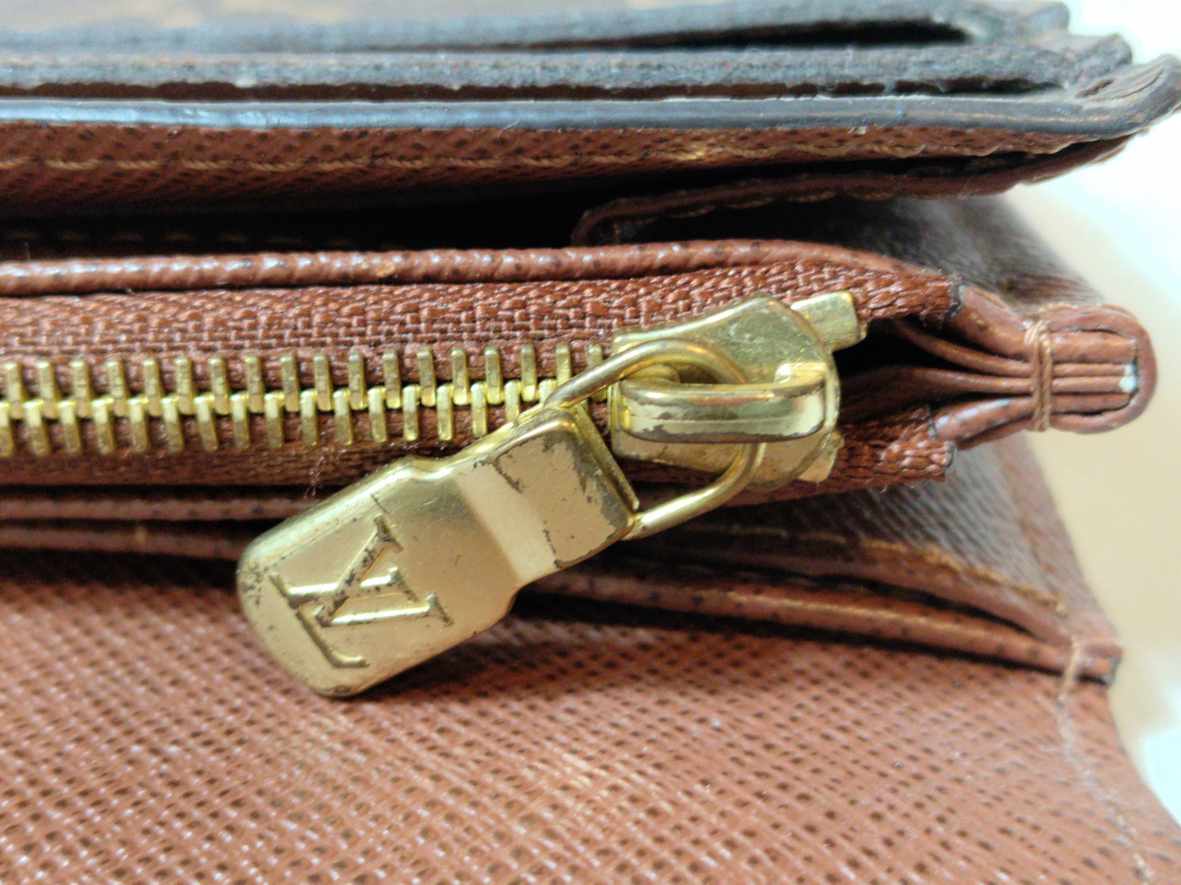 Monogram Portefeuille Sarah SN1221 Wallet with Initials — view 8