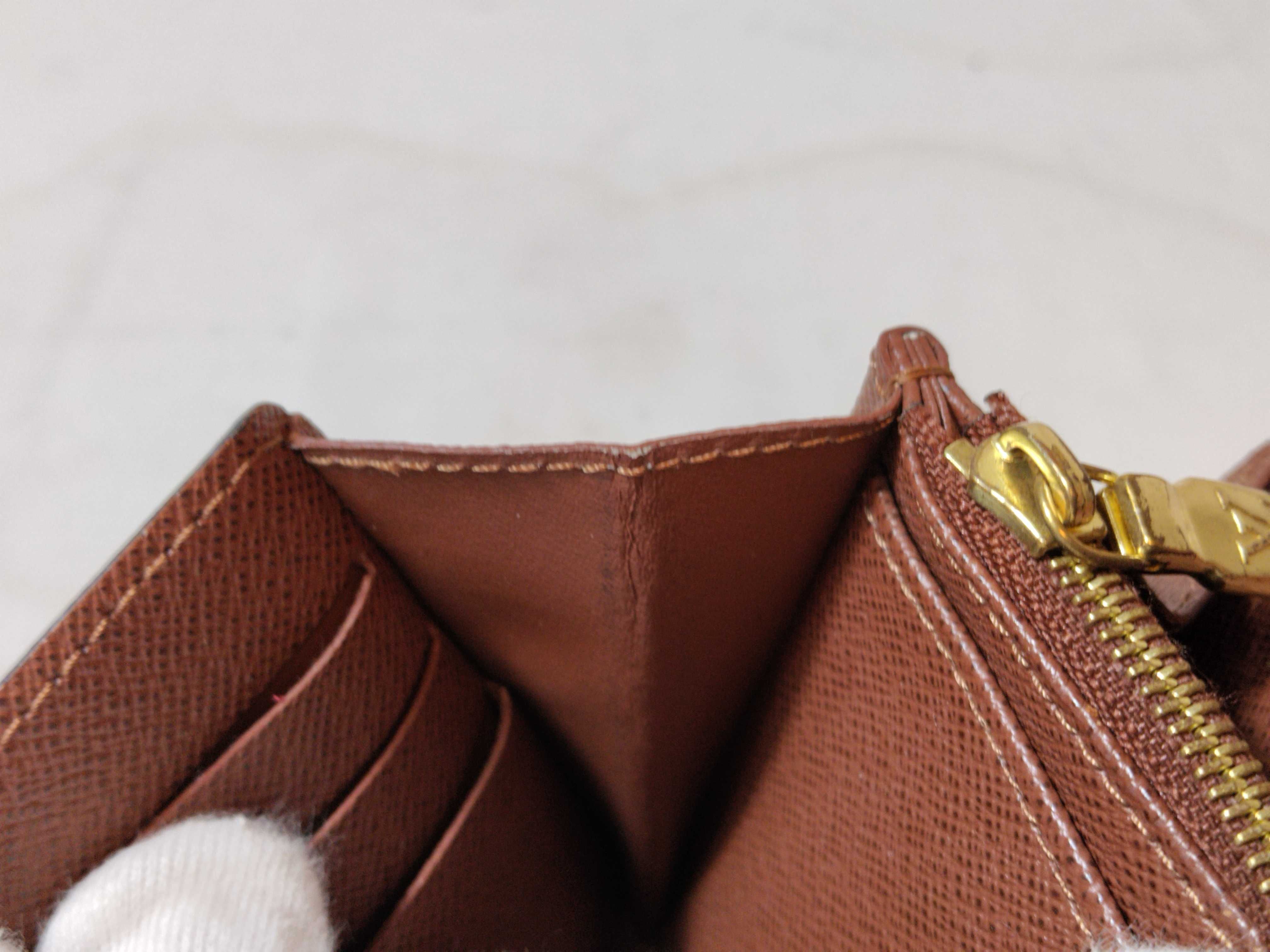 Monogram Portefeuille Sarah SN1221 Wallet with Initials — view 10