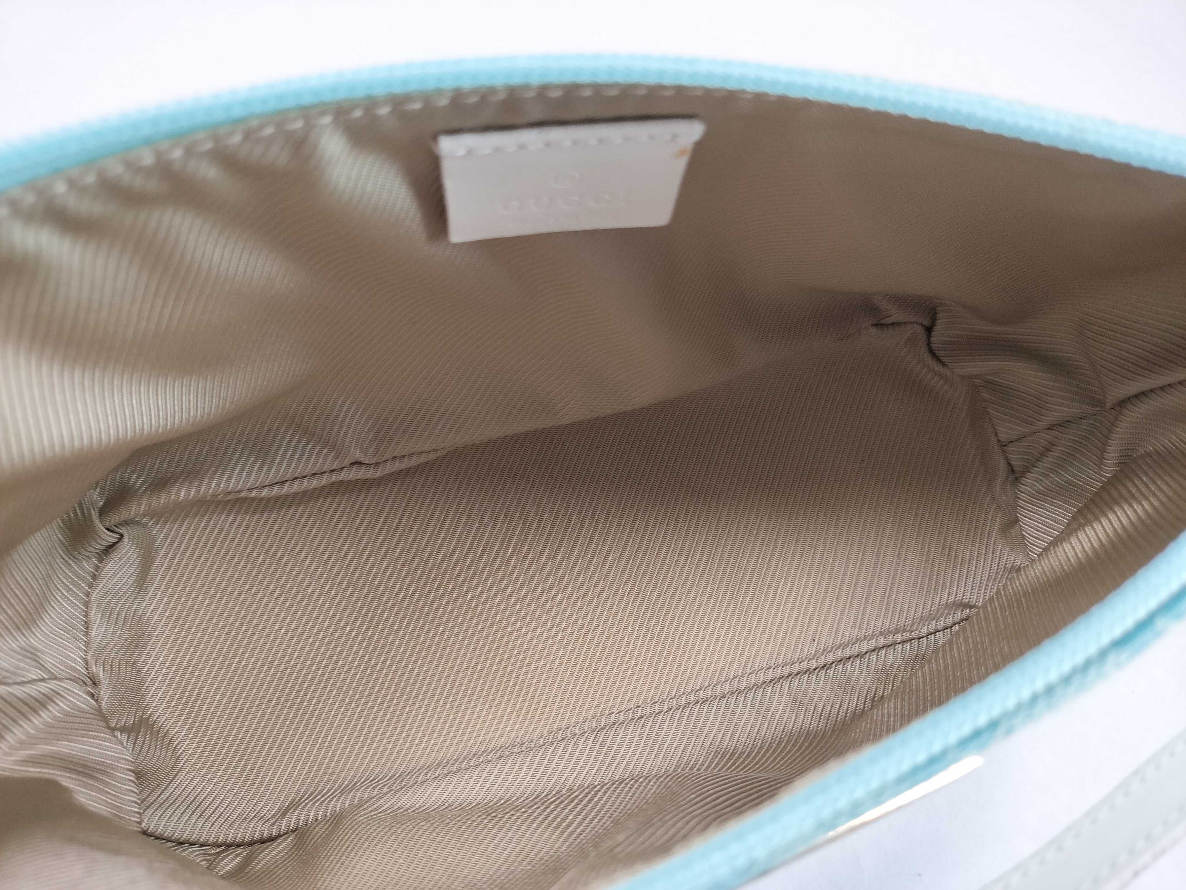 GG Canvas Pouch 0391103 Pouch — view 11