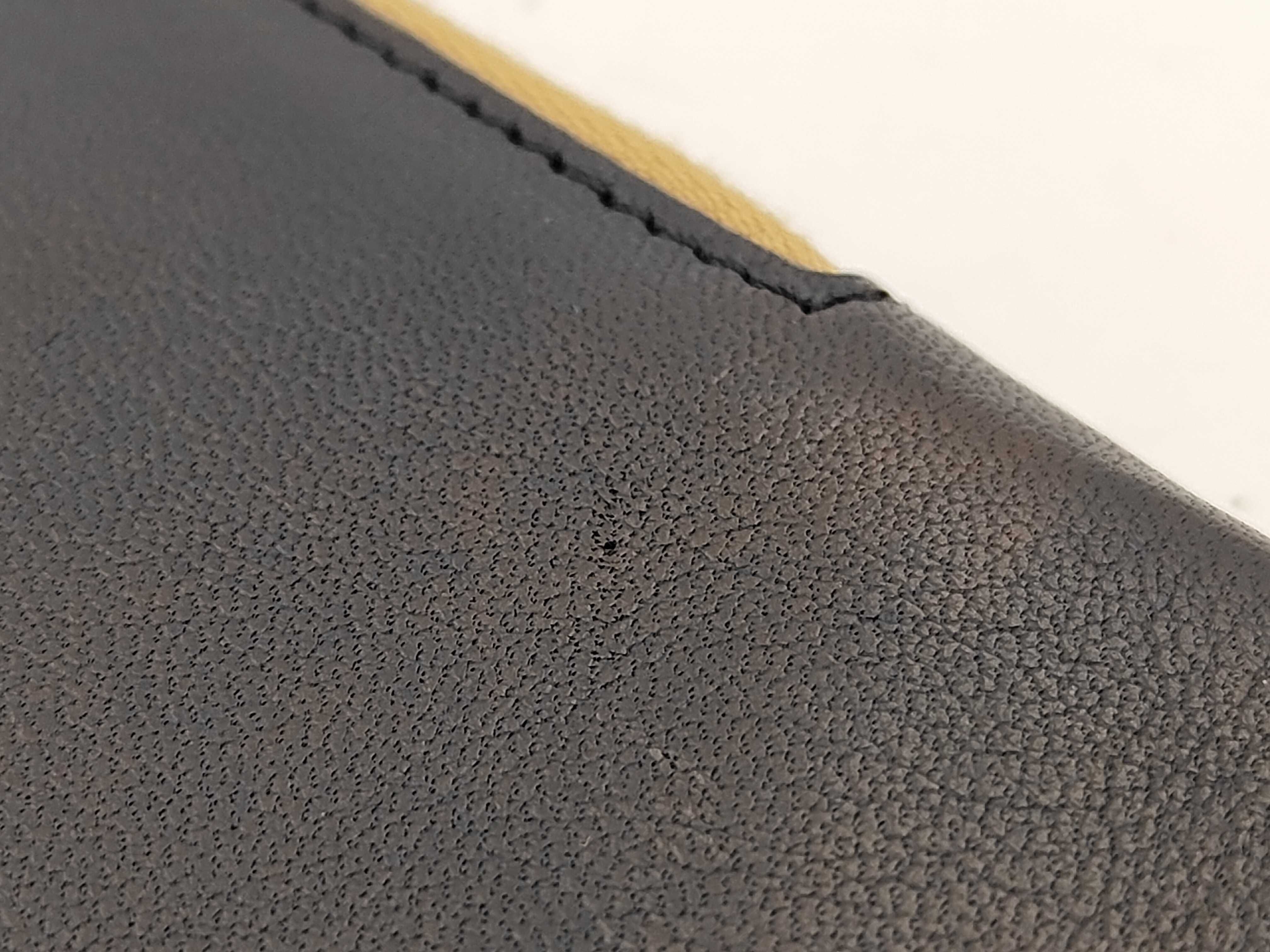 Bicolor Clutch Bag Black x Beige Clutch Bag — view 9