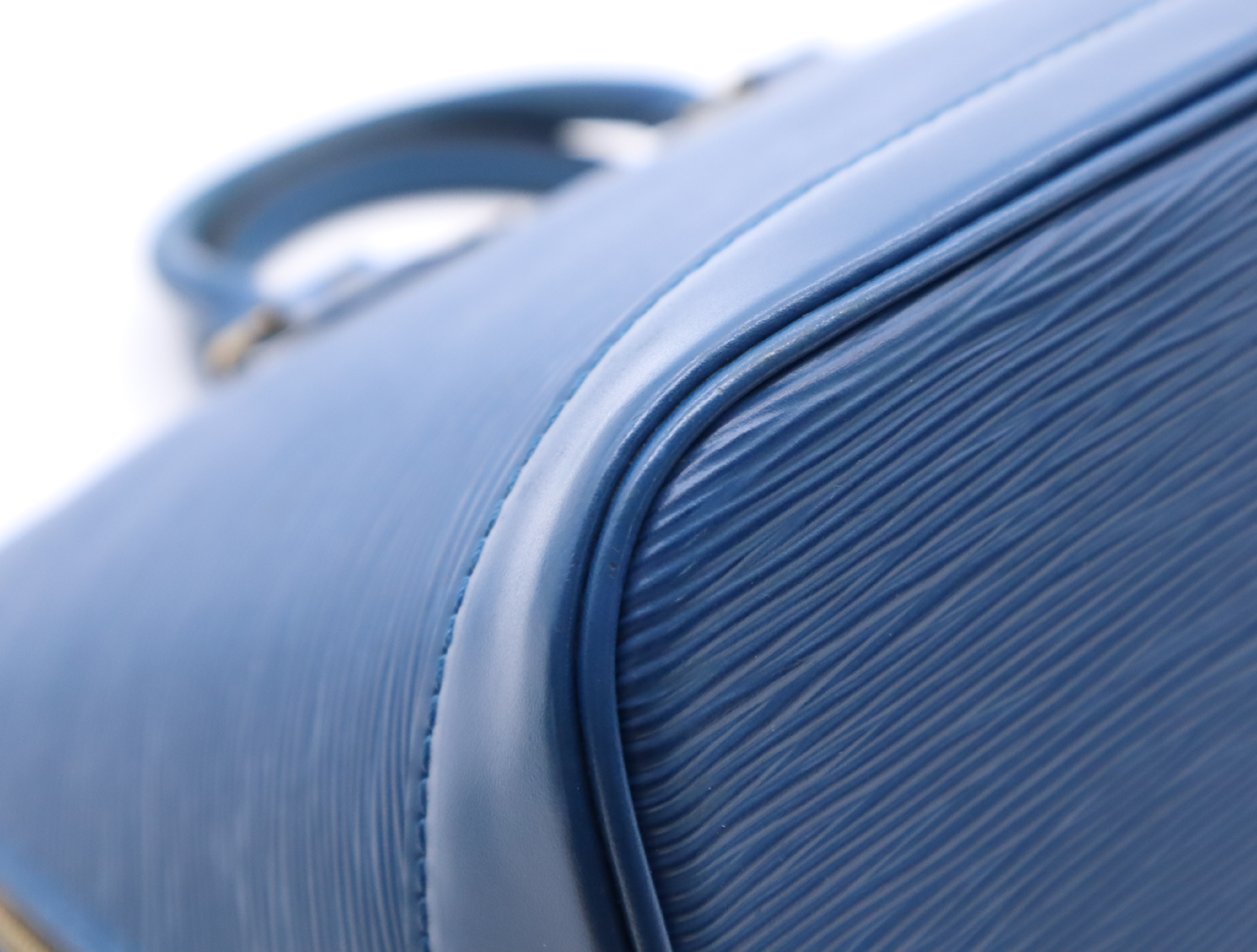 M52145 Epi Alma Toledo Blue Handbag — view 6