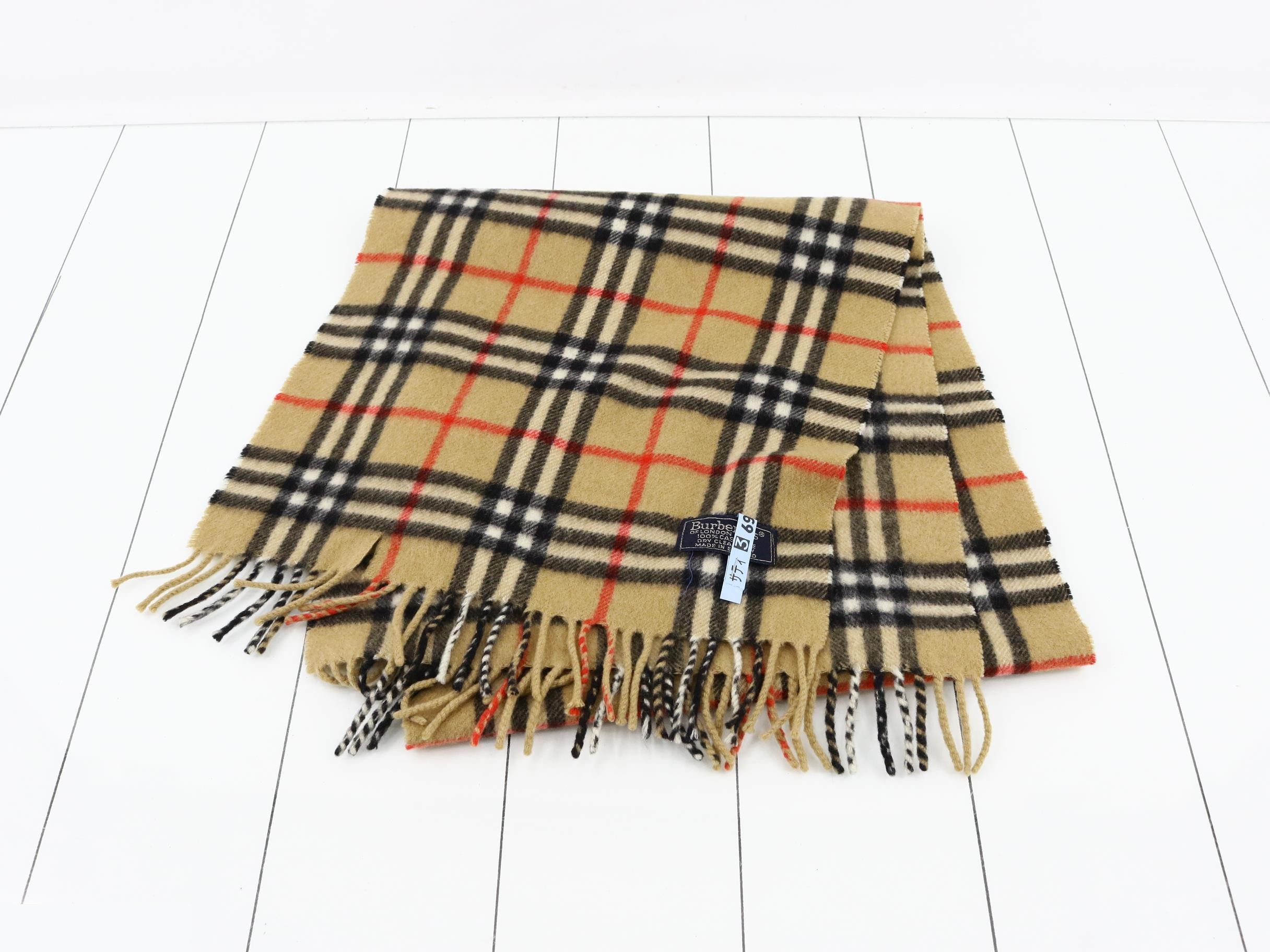 Other lines: Small items, accessories, and scarves — view 2