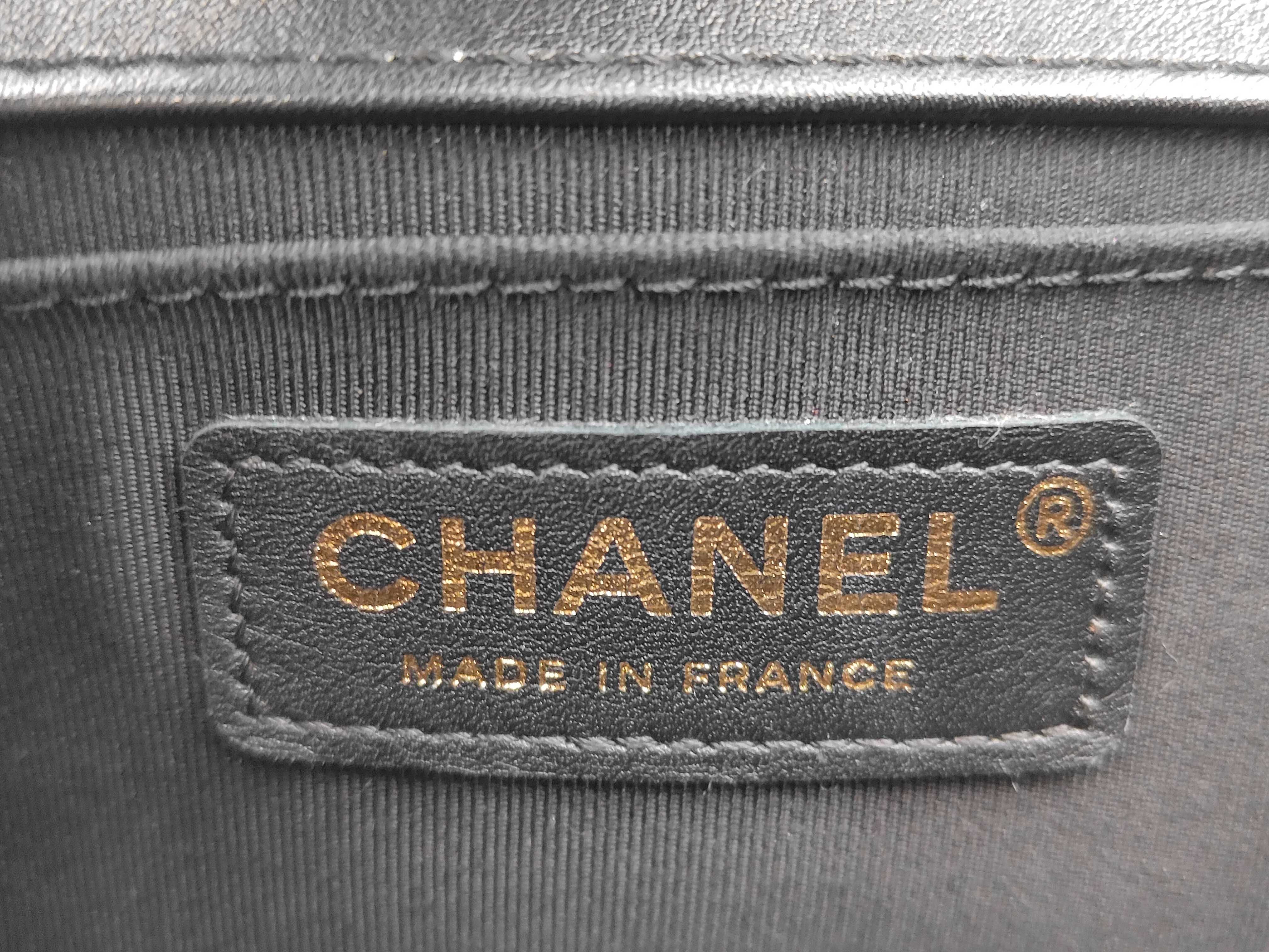 Boy Chanel V-stitch Lambskin Shoulder Bag — view 12