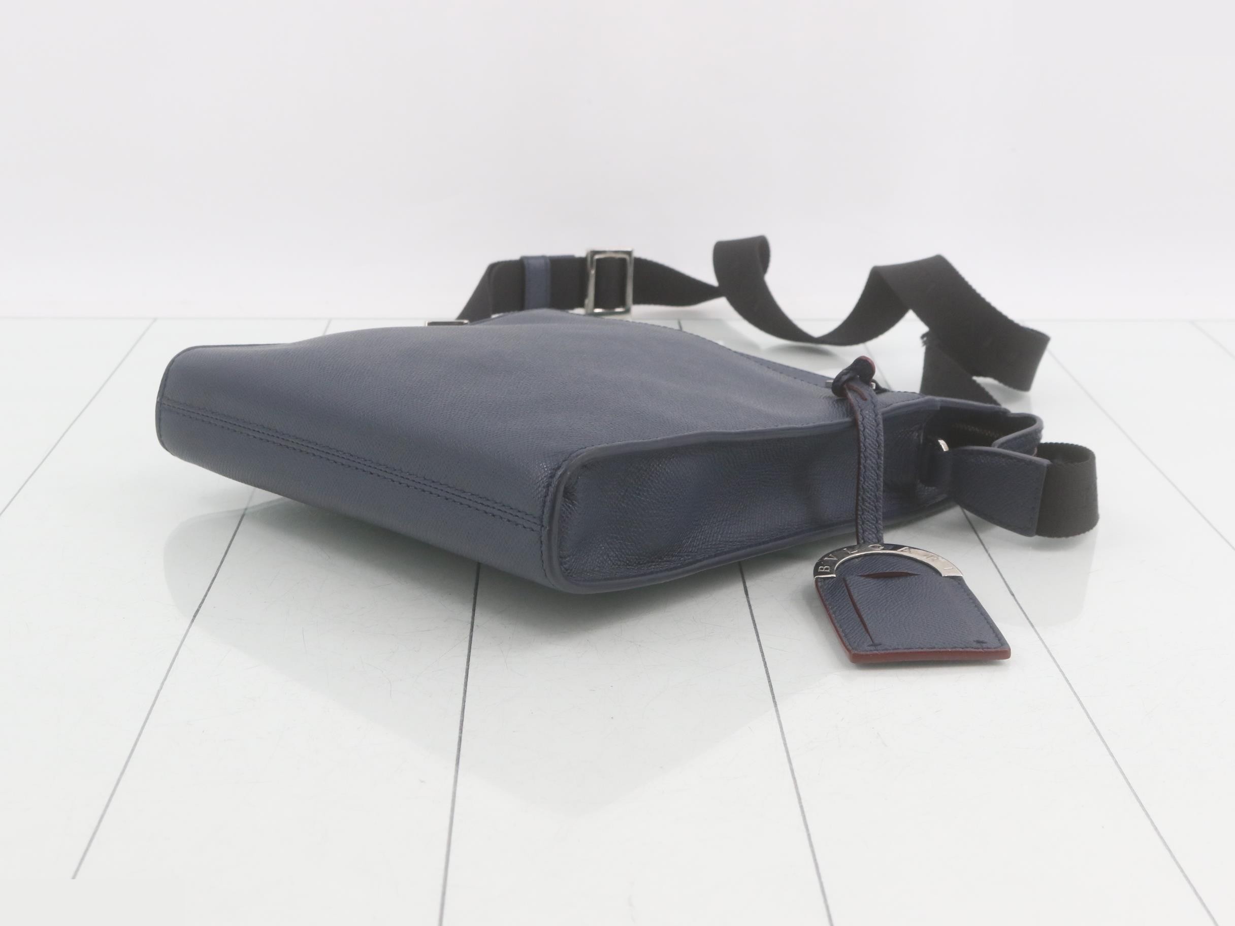 Shoulder bag — view 6