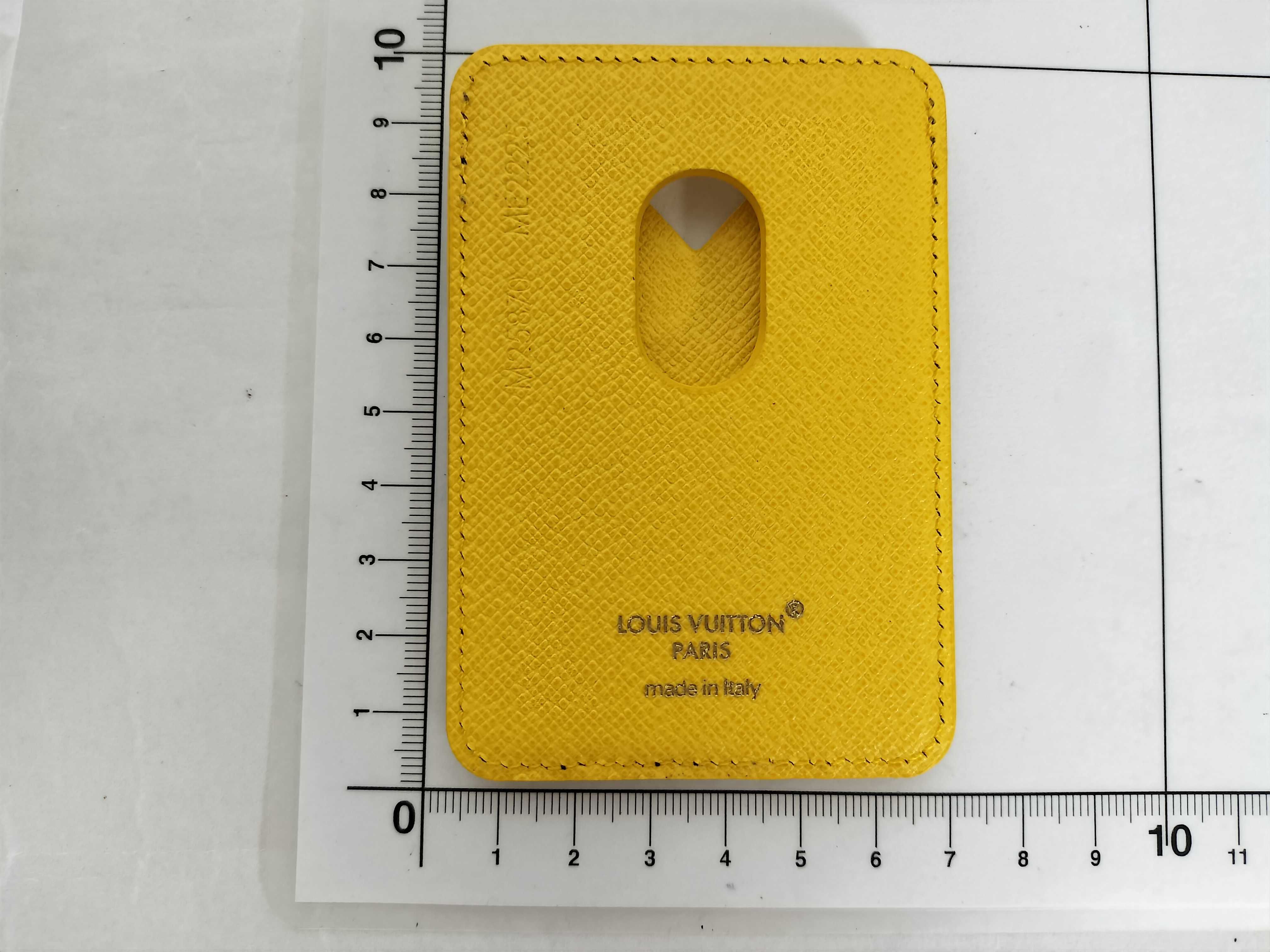 Macassar Portecartes Magnet M12853 Card Case — view 2