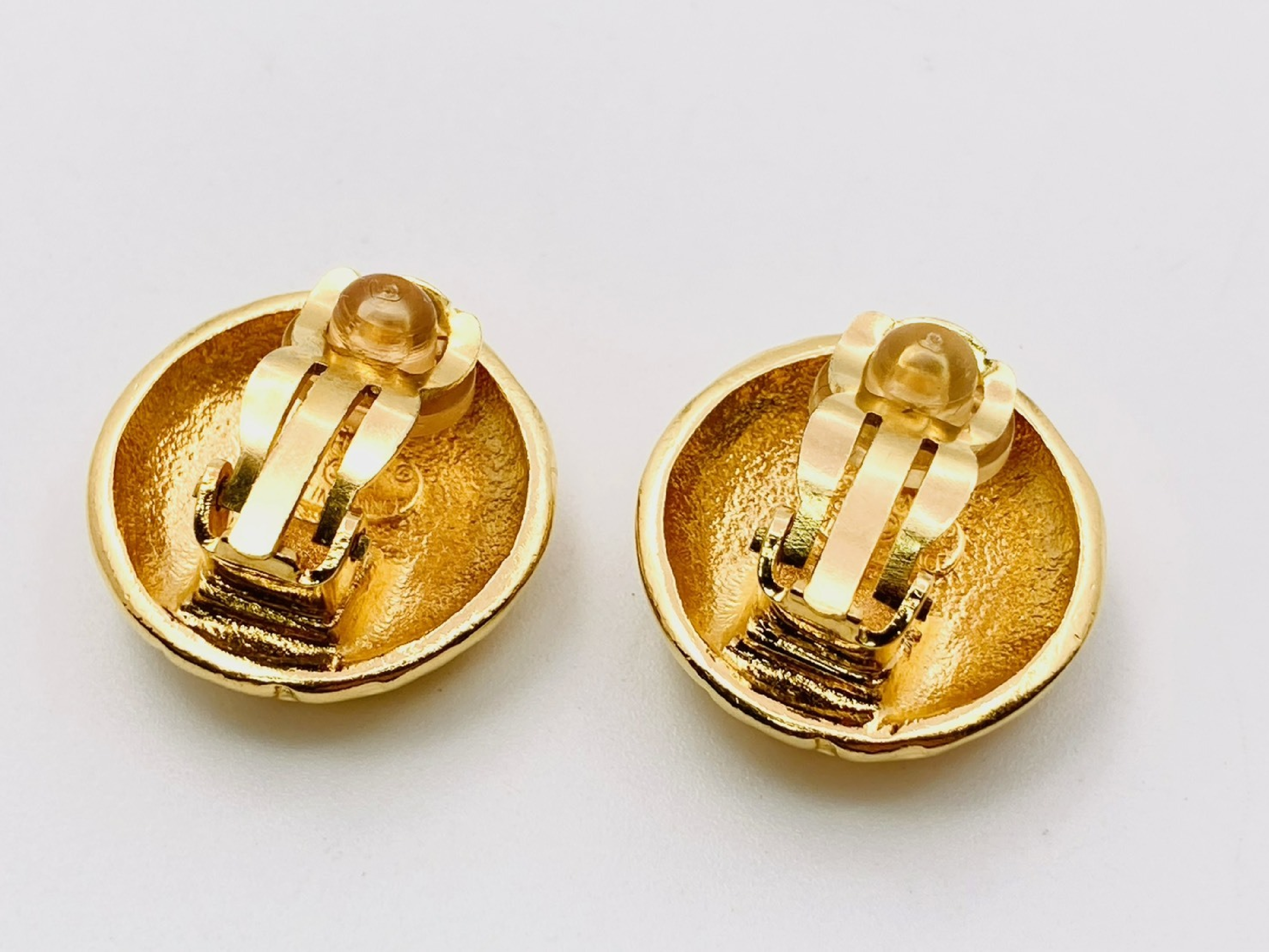 Coco Mark Round Earrings 96A Gold Earrings — view 2