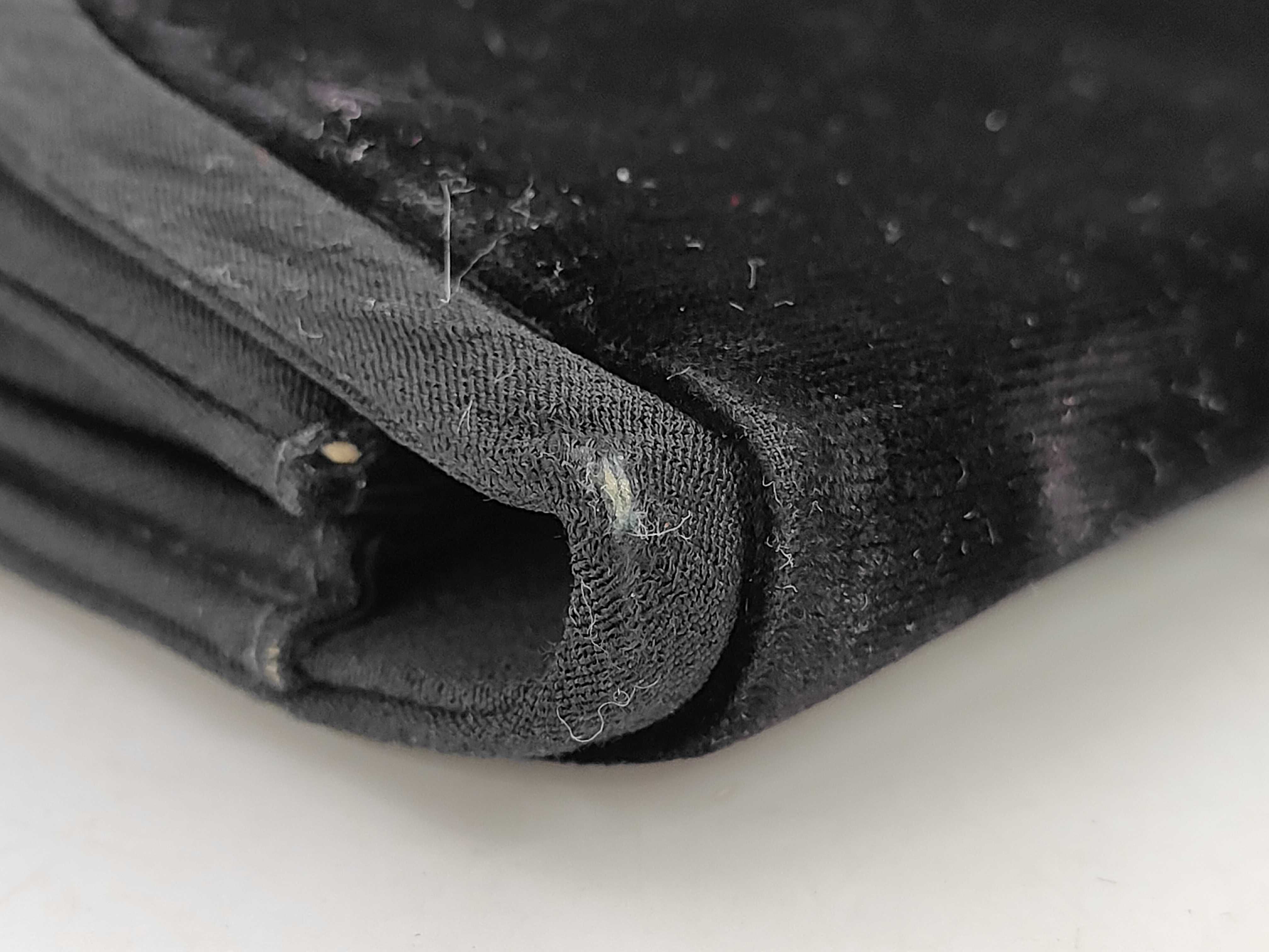 Pouch — view 5