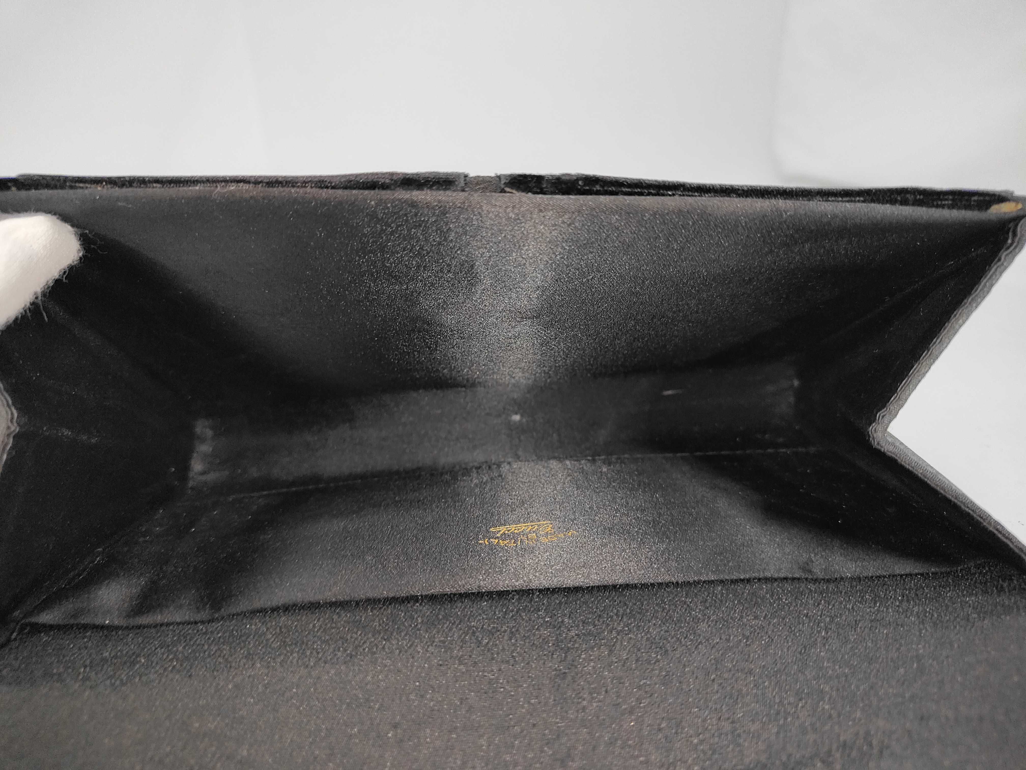 Pouch — view 6