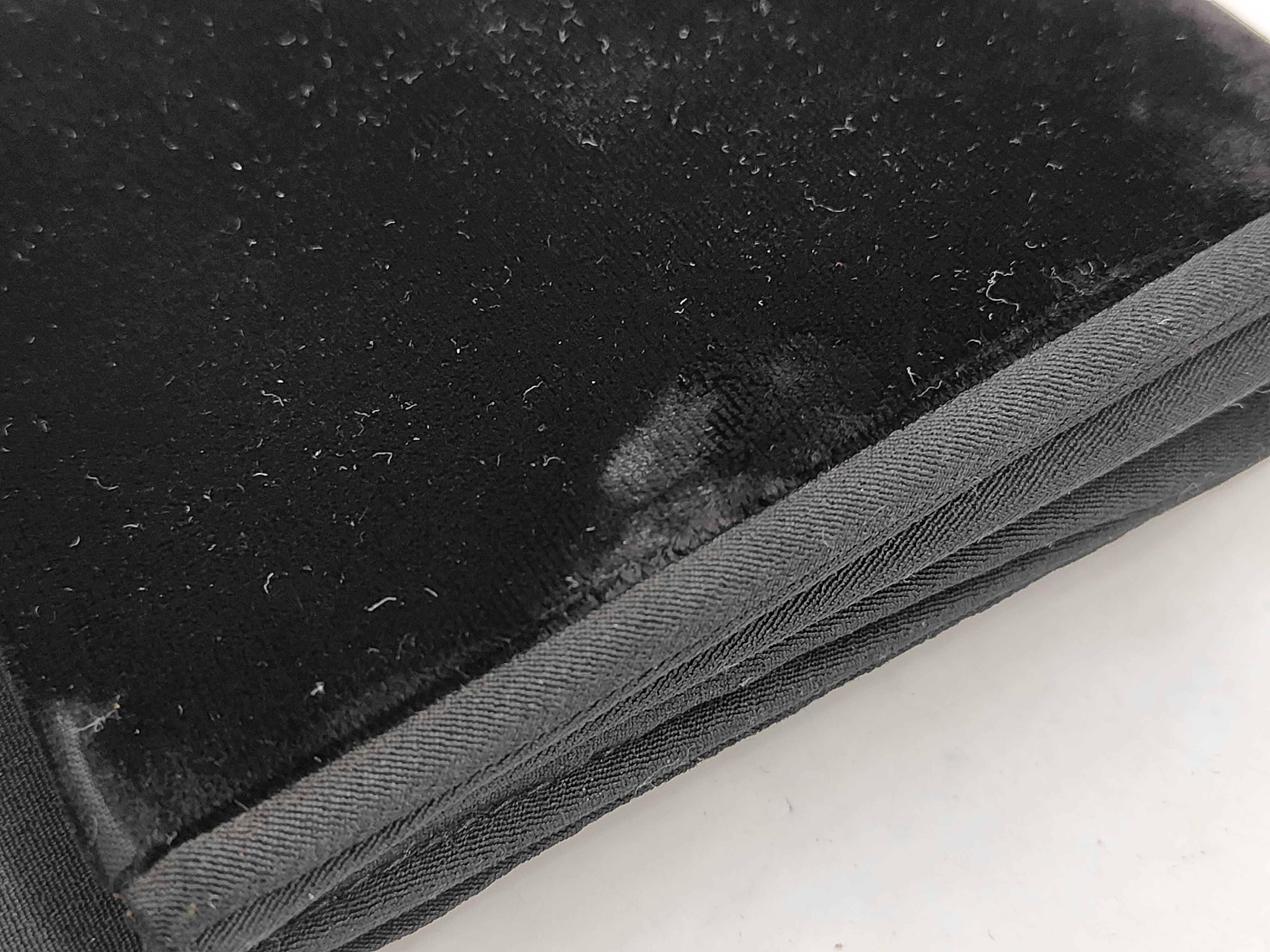 Pouch — view 8