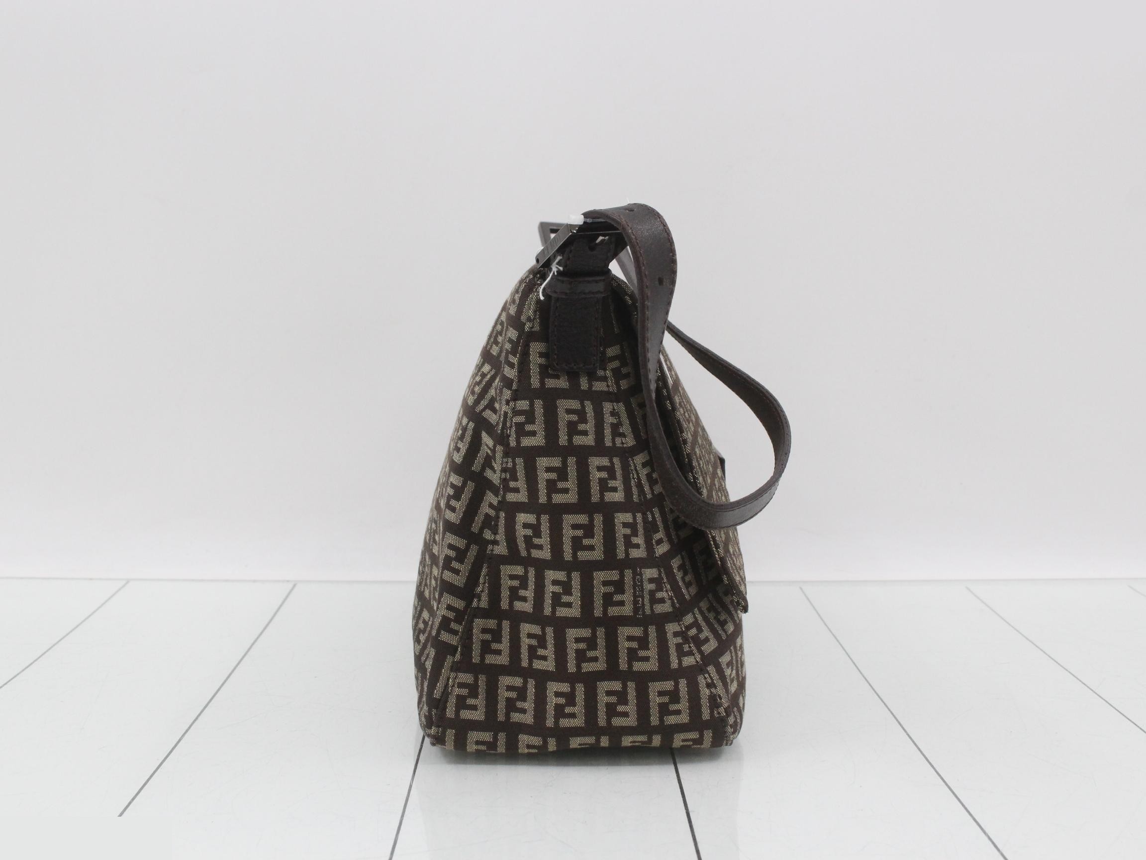 Mamma Bucket 8BR001 Canvas x Leather Shoulder Bag — view 4