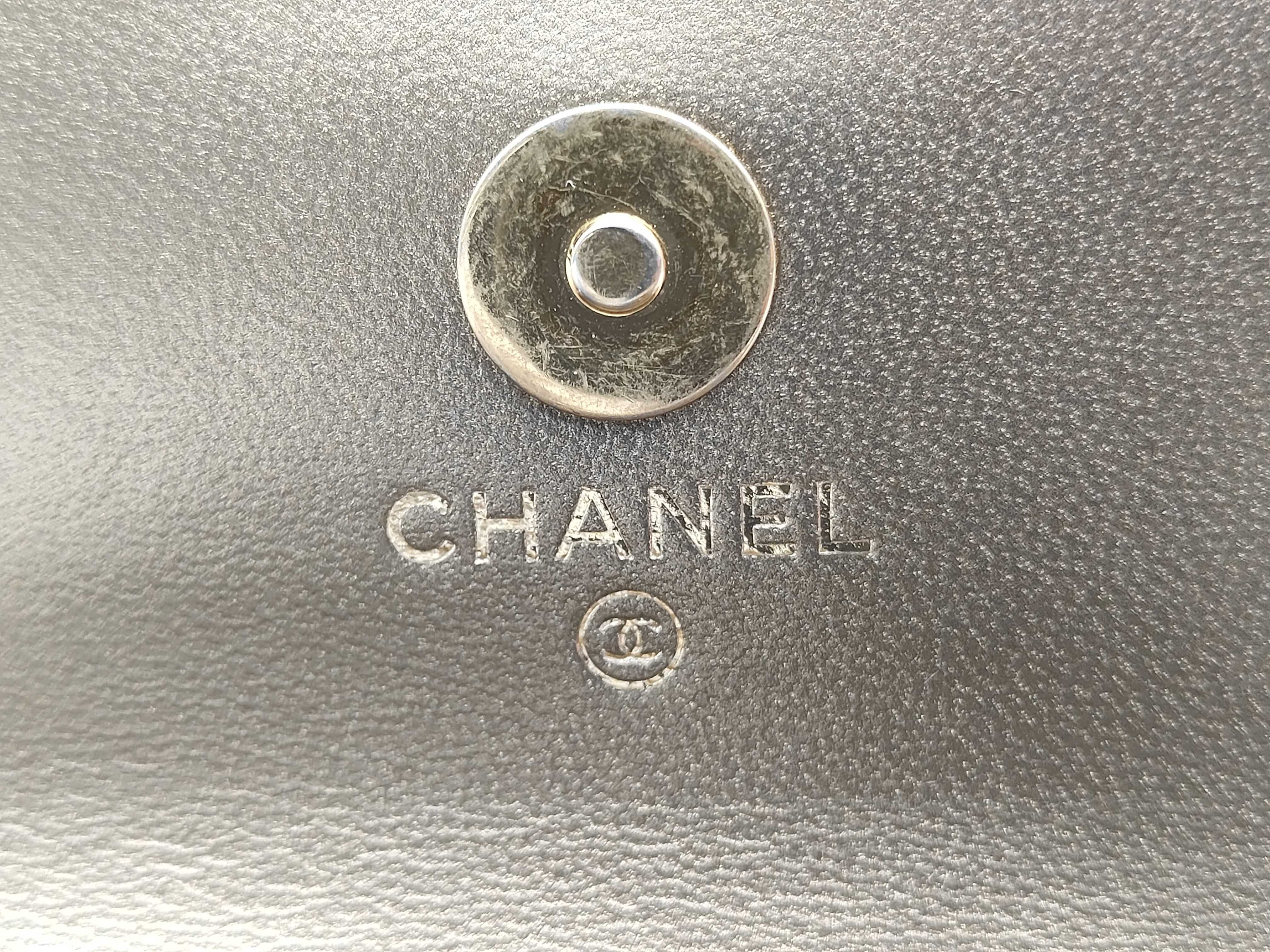 Matelassé Chain Shoulder Bag — view 9