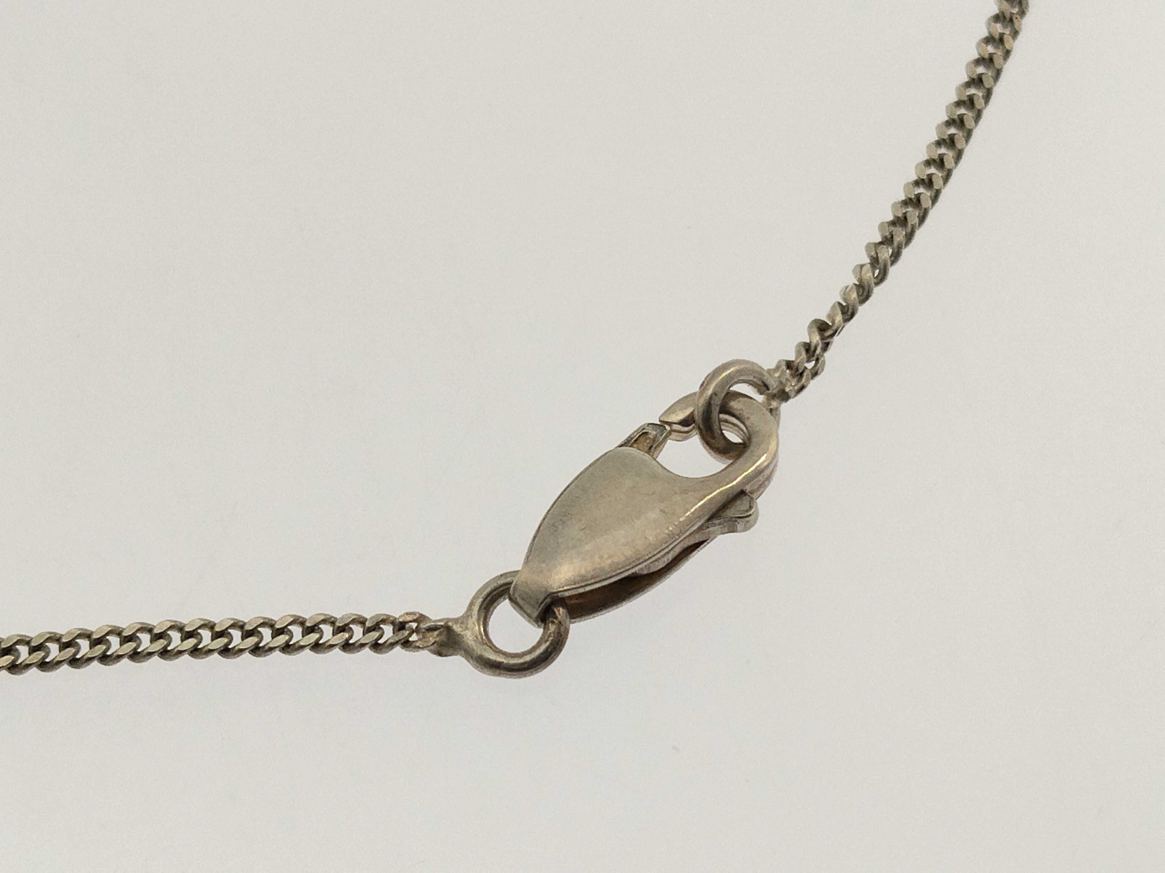 Cross Necklace / SV925 / Silver Necklace — view 3