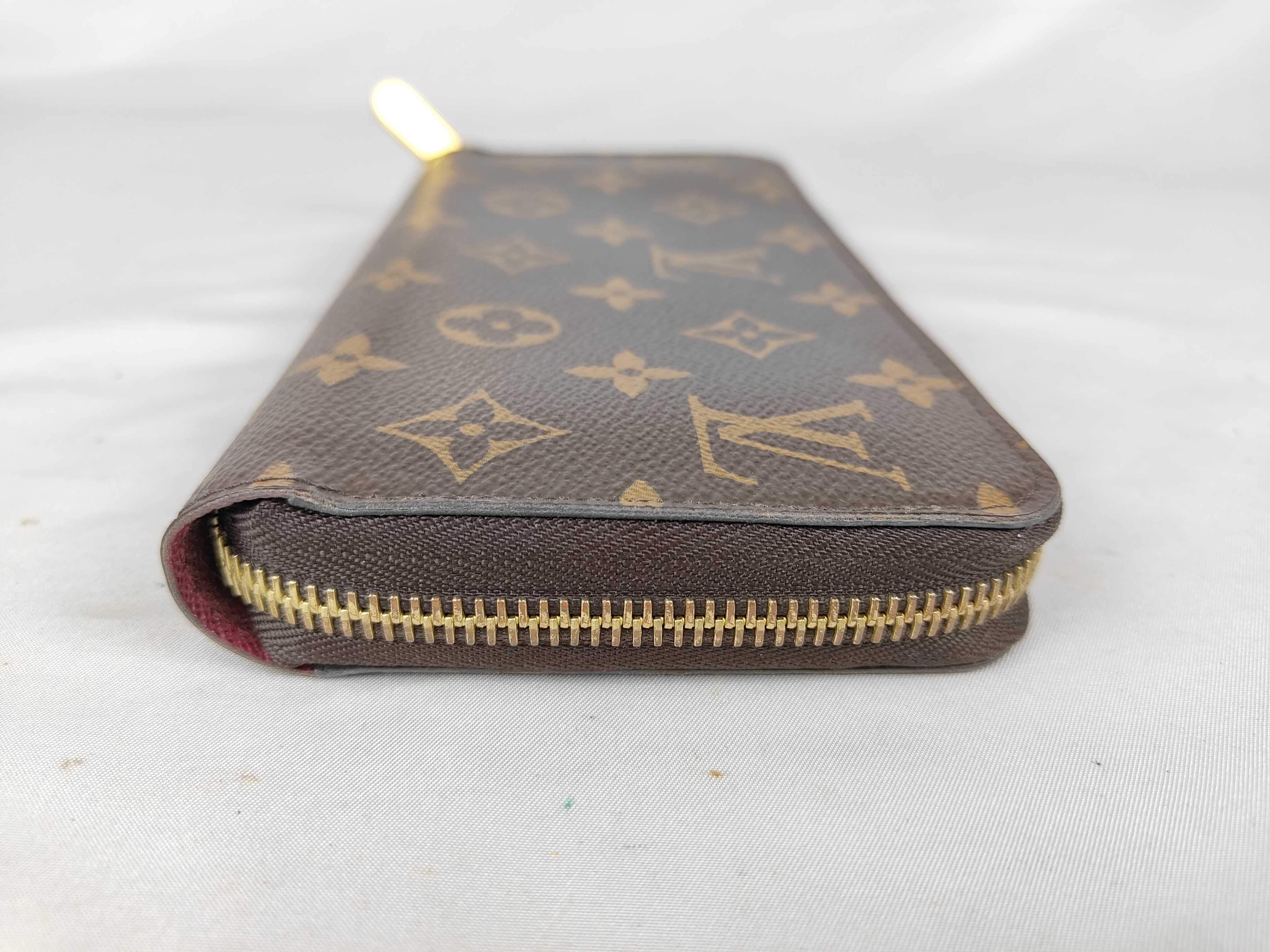 Monogram Zippy Wallet M41895 Wallet — view 4