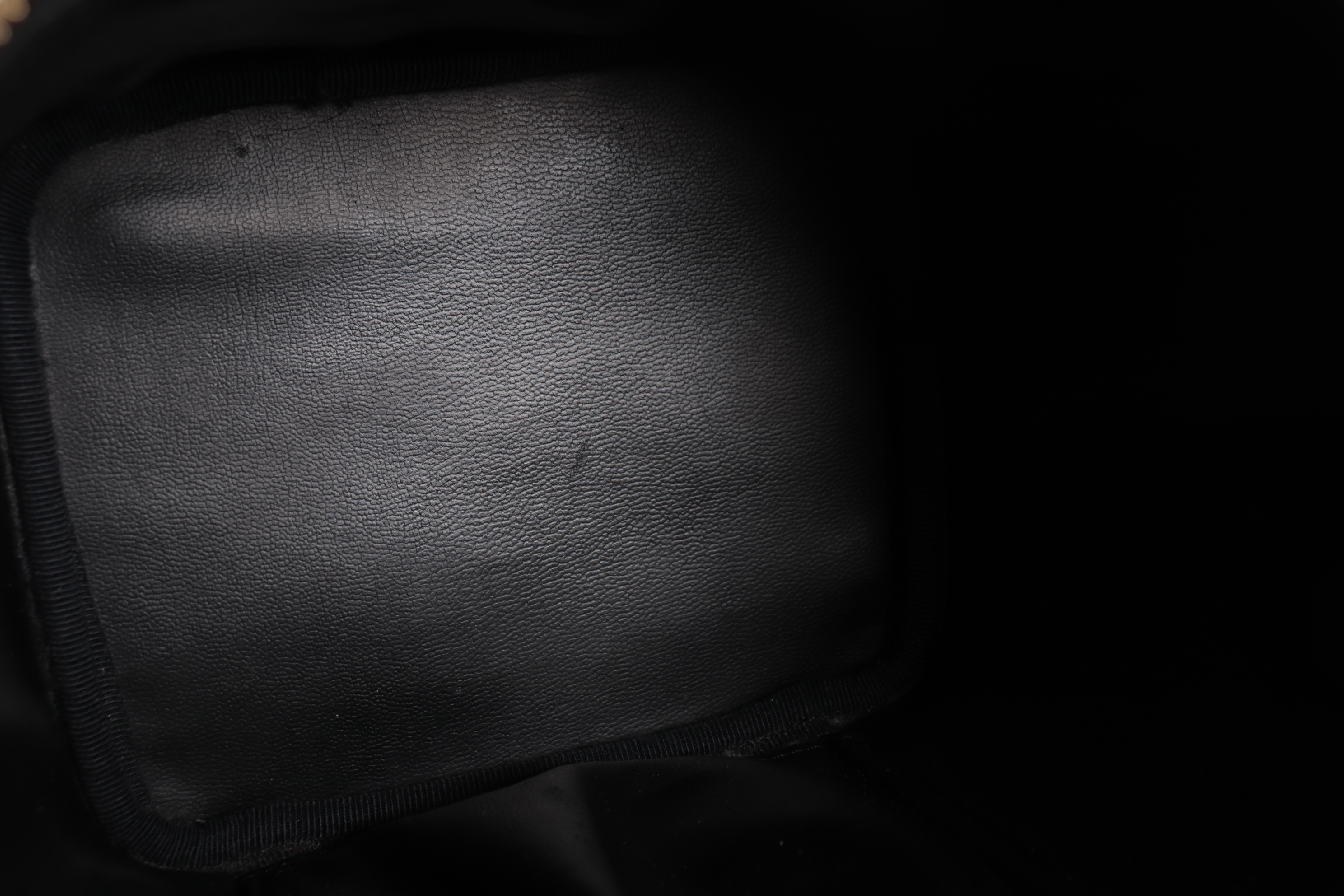 Caviar Coco Vanity Bag, Series 3 — view 9