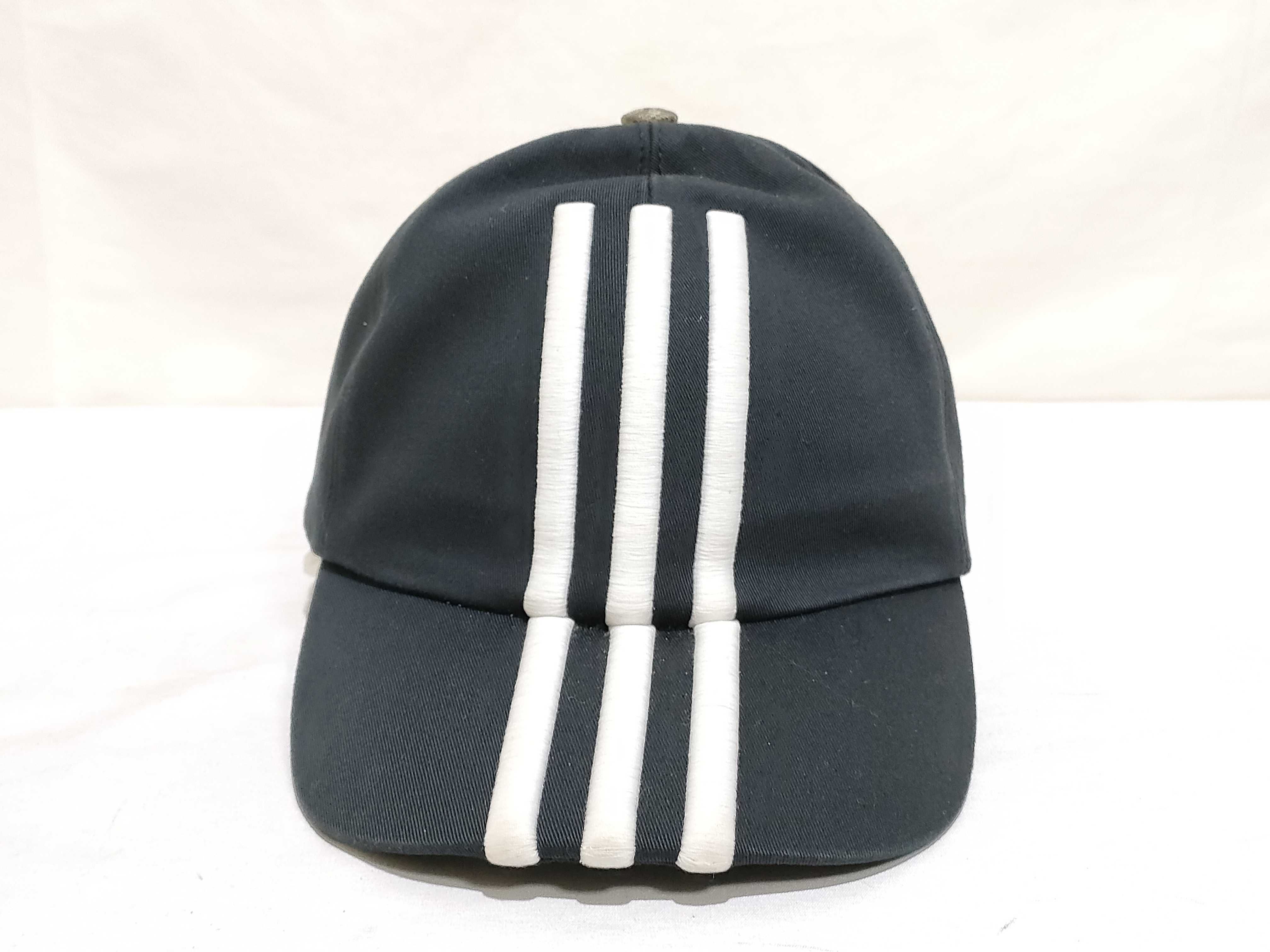 hats and other accessories — view 3