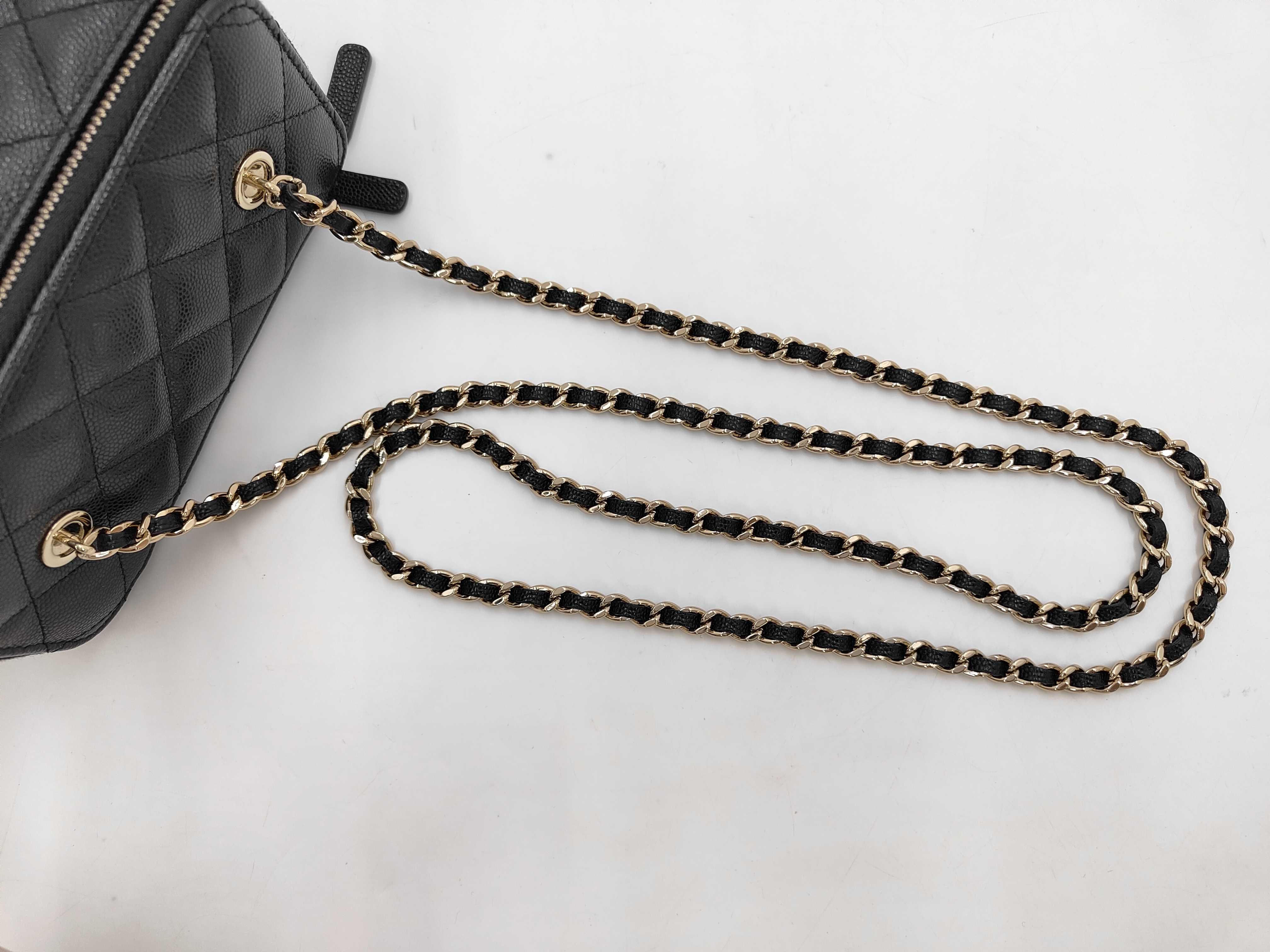 Matelassé Chain Shoulder Pouch with Mirror, Black Caviar Leather, Gold Hardware, Shoulder Bag — view 3