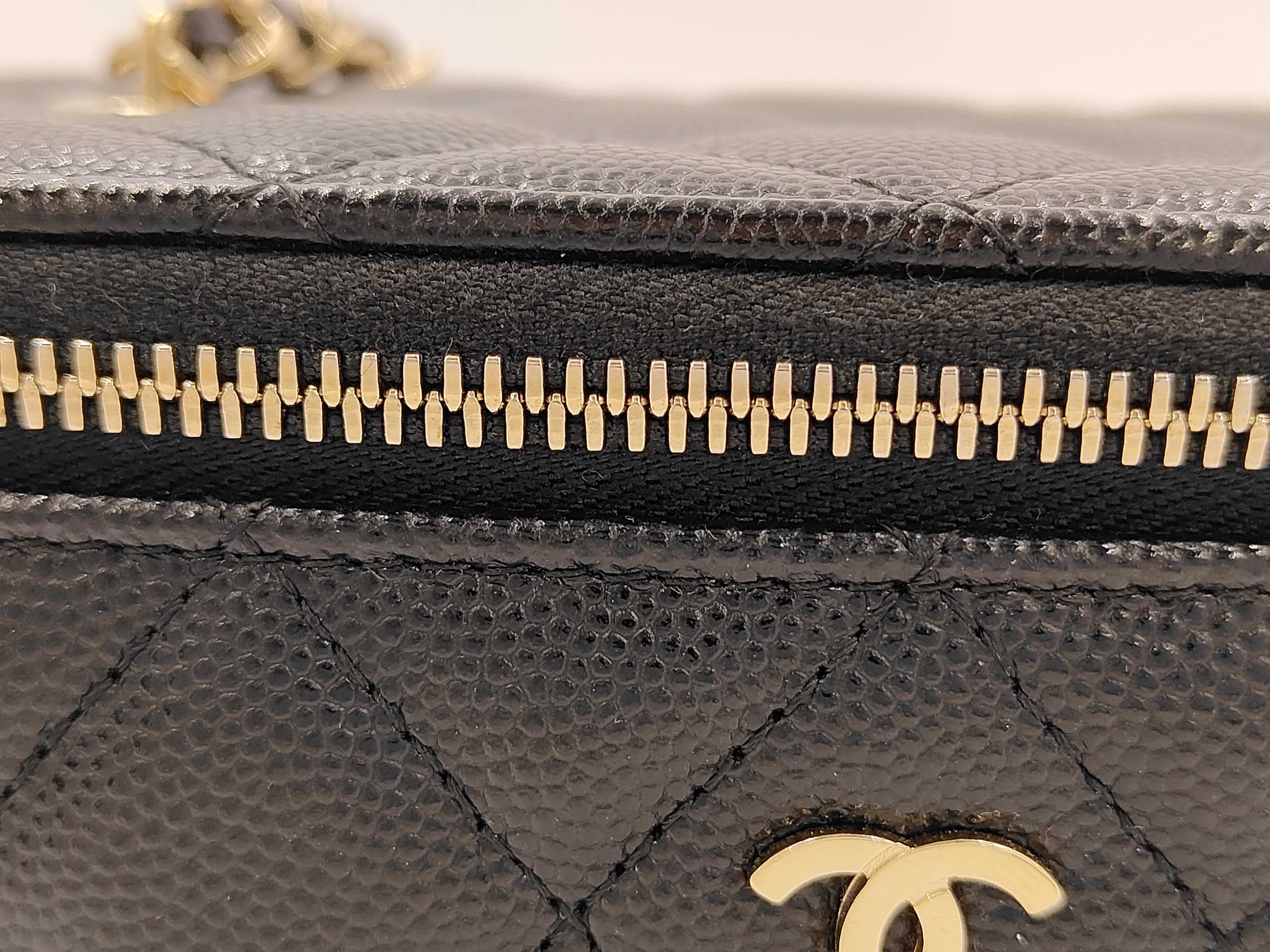 Matelassé Chain Shoulder Pouch with Mirror, Black Caviar Leather, Gold Hardware, Shoulder Bag — view 5