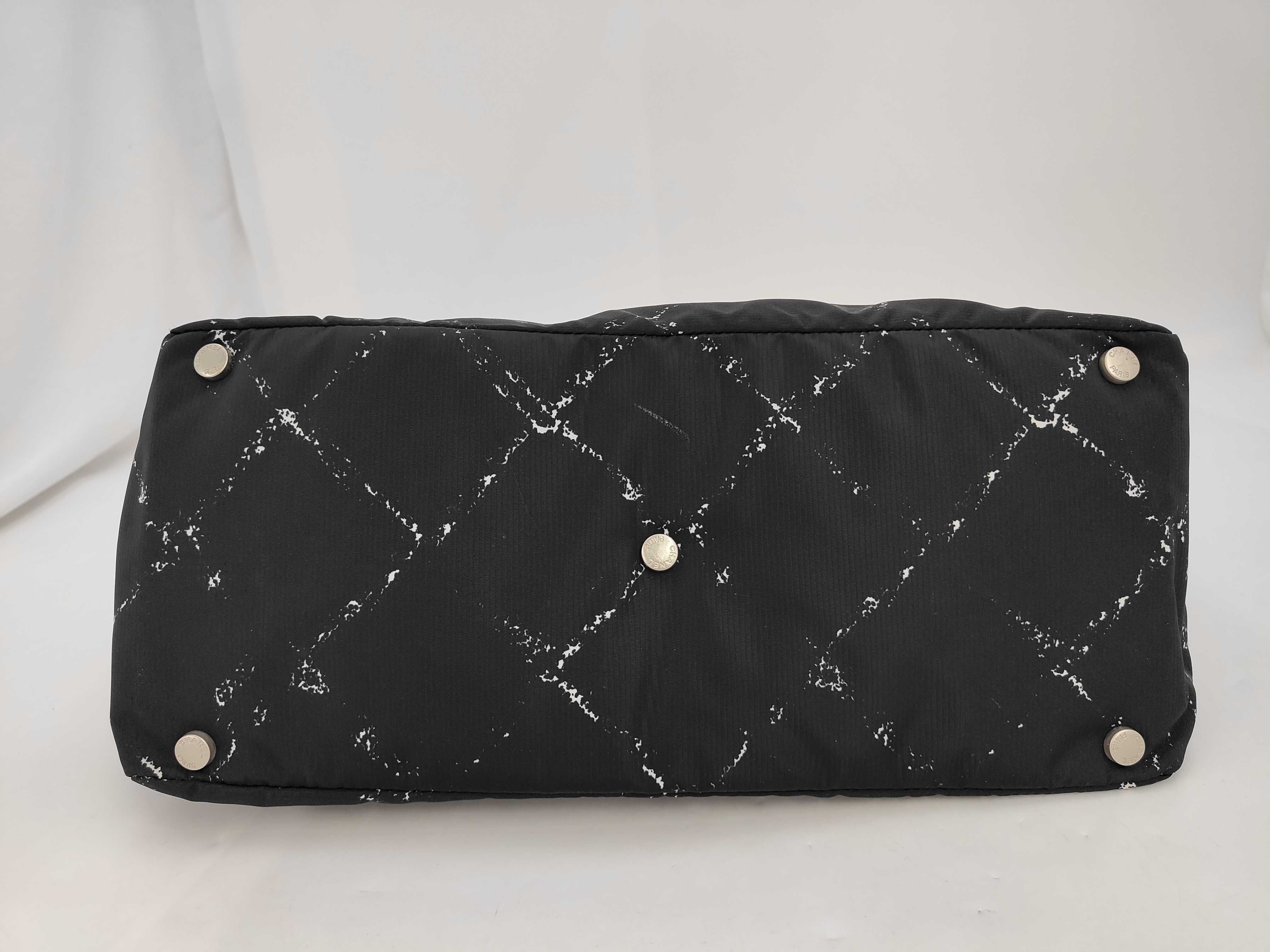 (Chanel) Old Travel Line Nylon Tote Bag — view 8