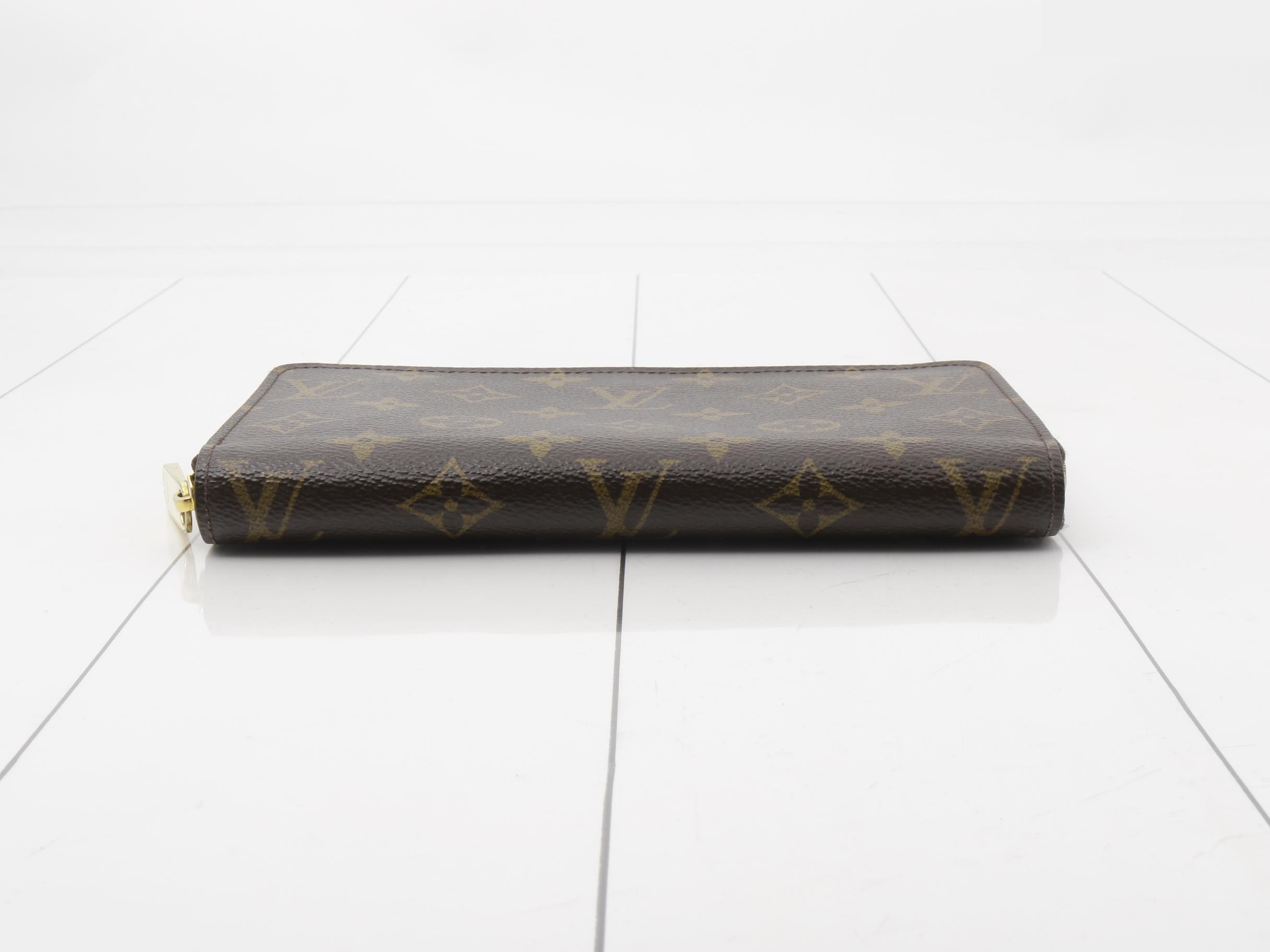 Zippy Wallet — view 3