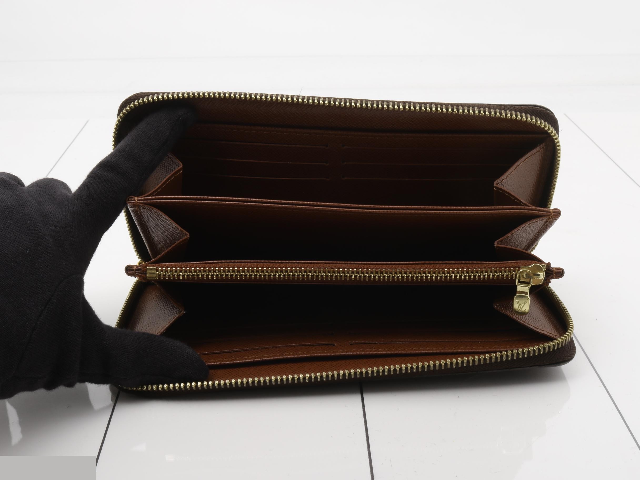 Zippy Wallet — view 4