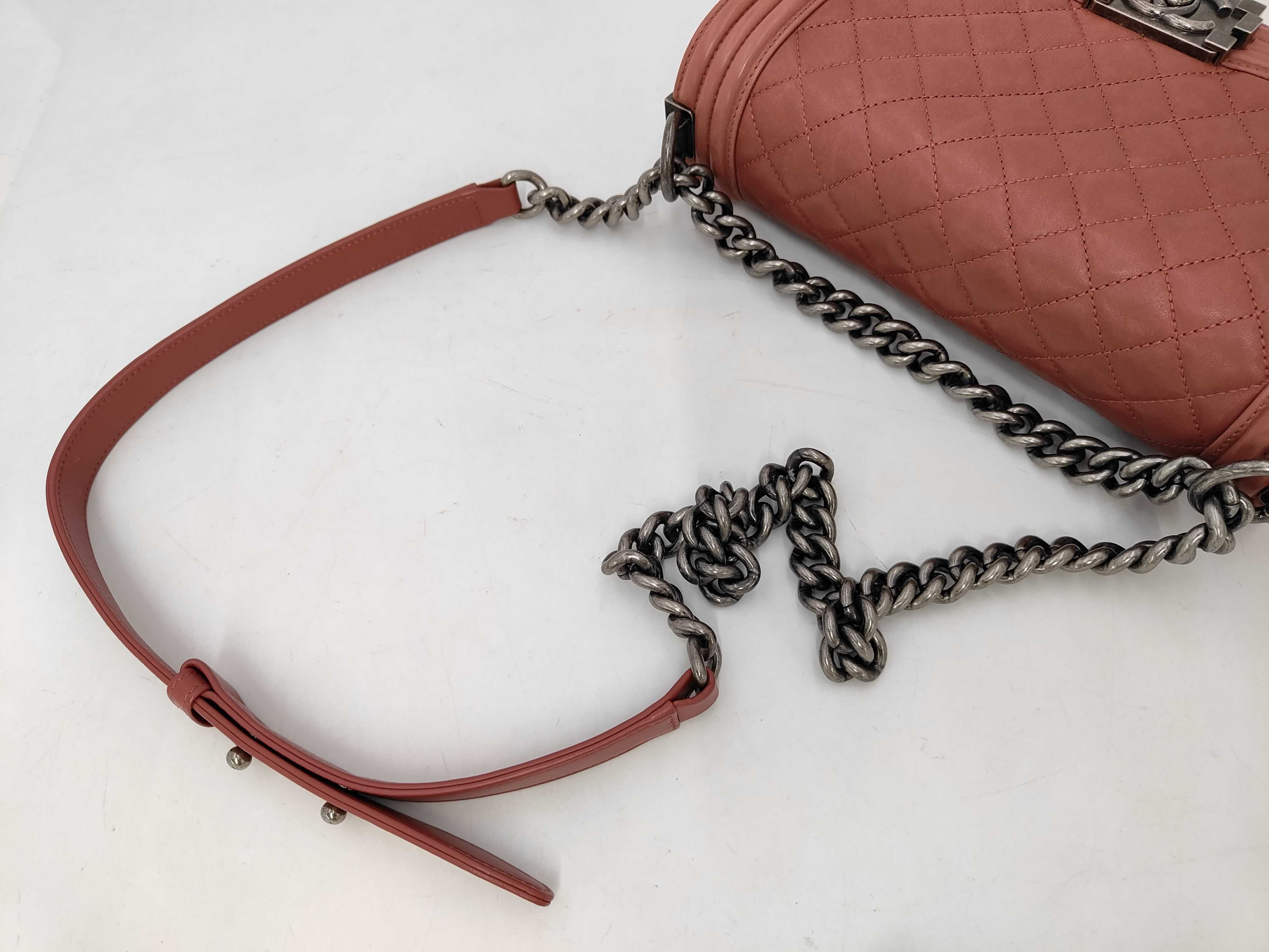 Boy Chanel Shoulder Bag (Model 1) — view 4