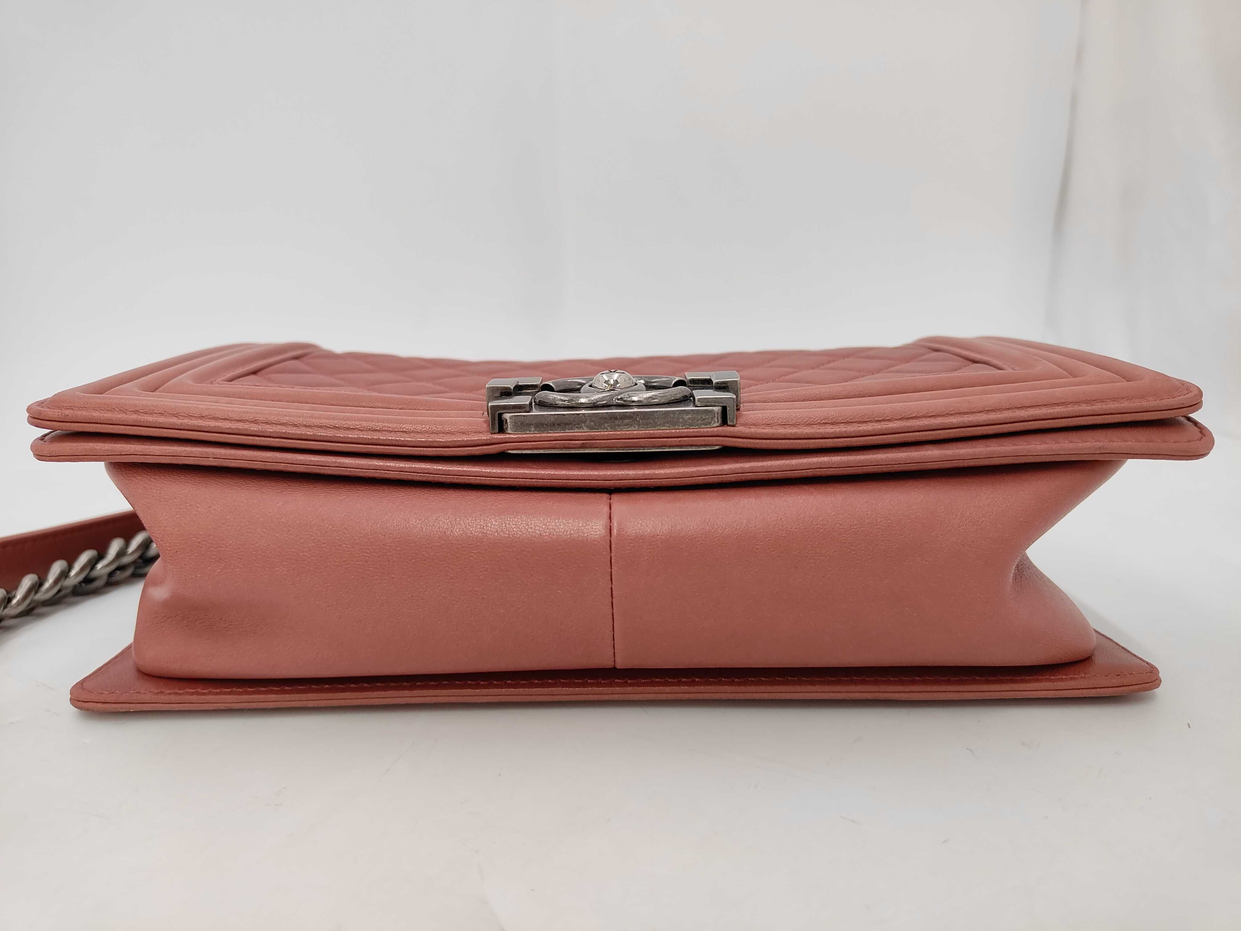Boy Chanel Shoulder Bag (Model 1) — view 7