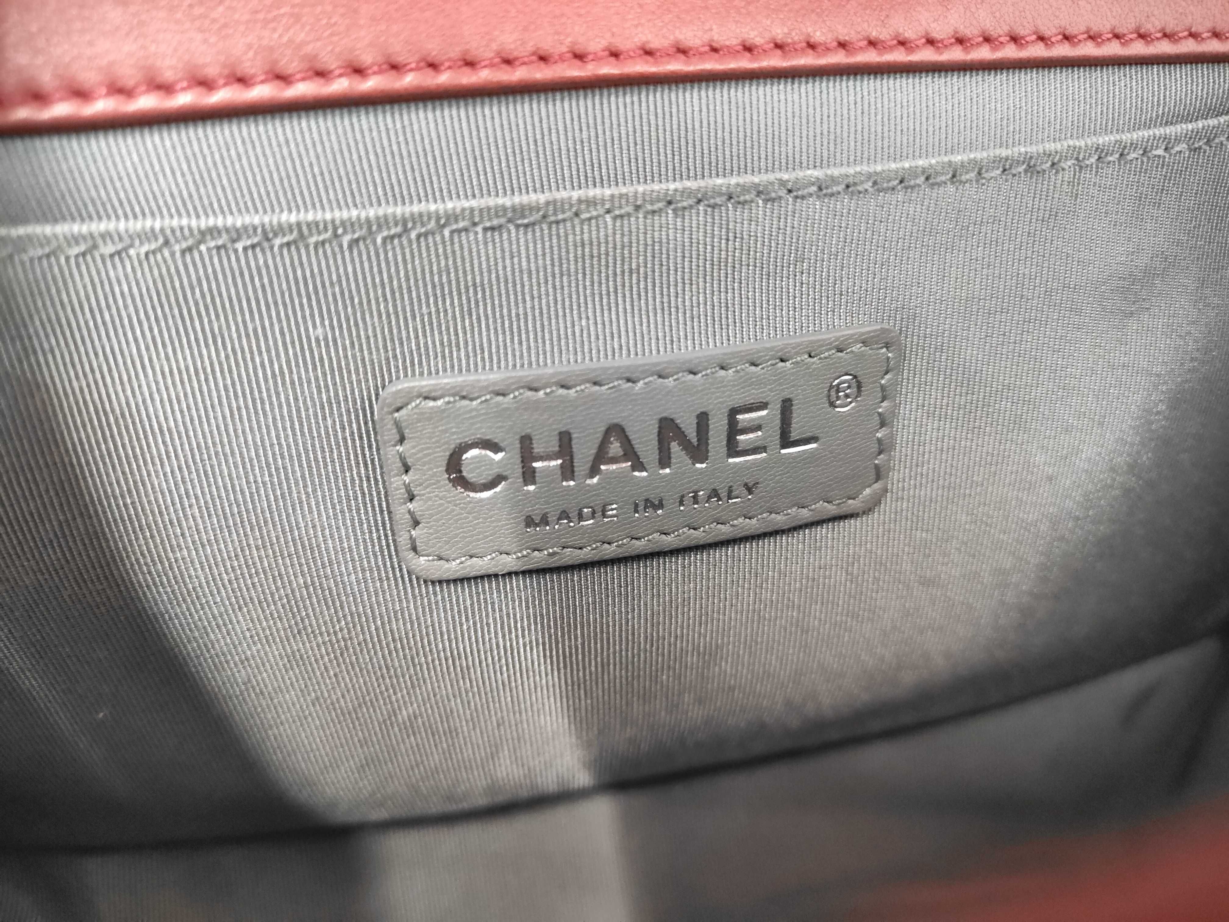 Boy Chanel Shoulder Bag (Model 1) — view 10