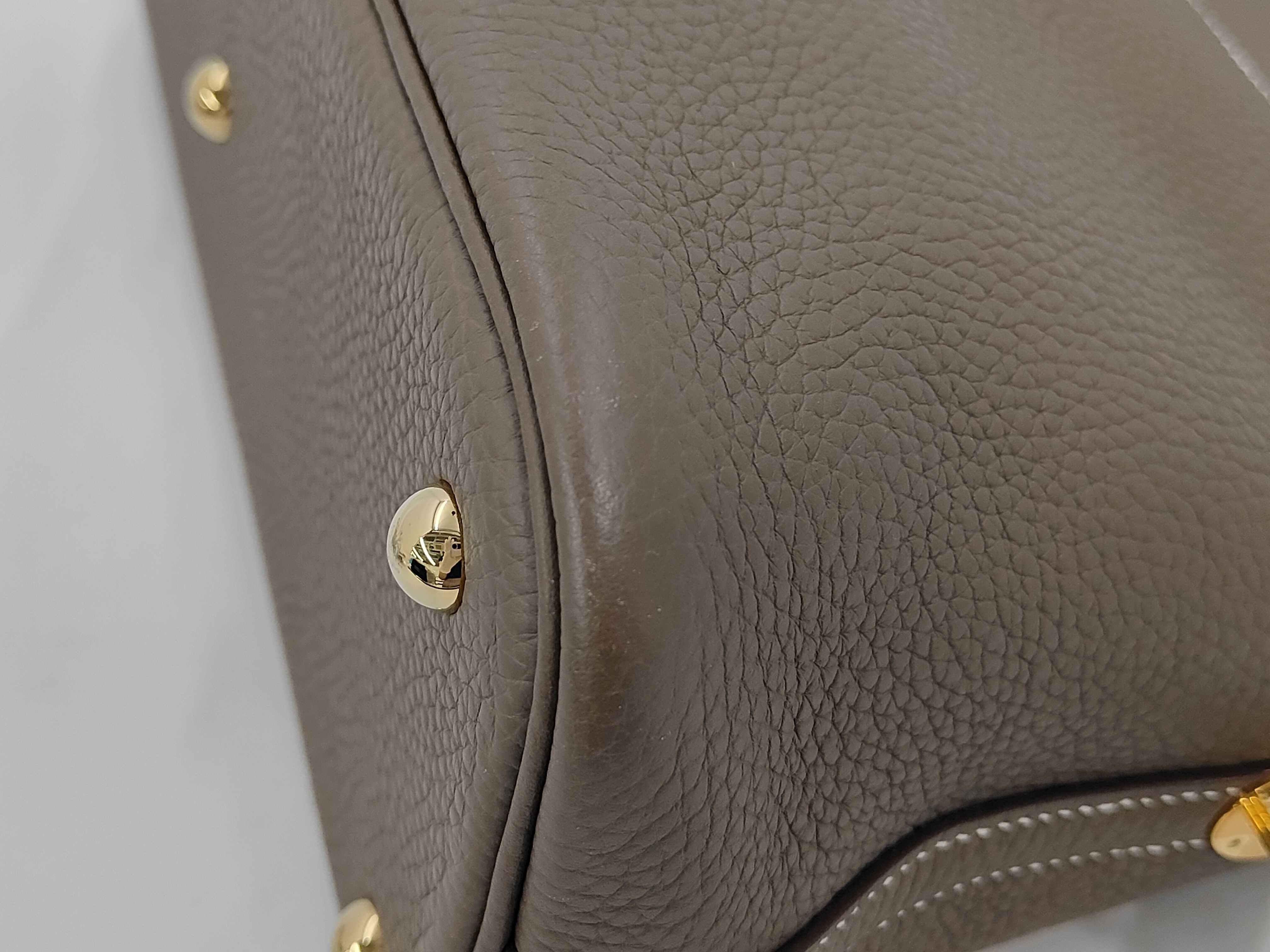 Bolide 31 Etoupe Gold Hardware D Engraved Handbag — view 3