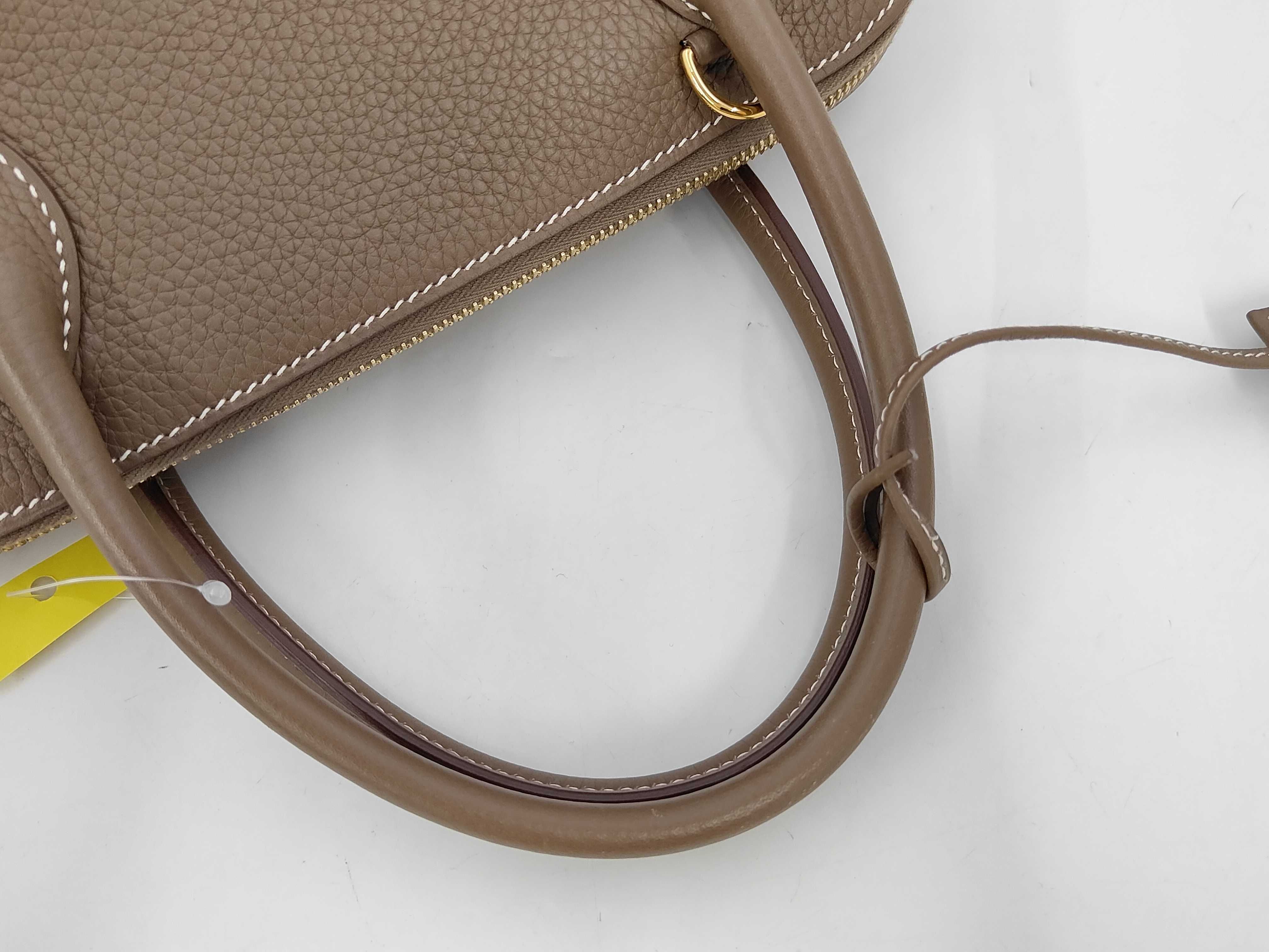 Bolide 31 Etoupe Gold Hardware D Engraved Handbag — view 5