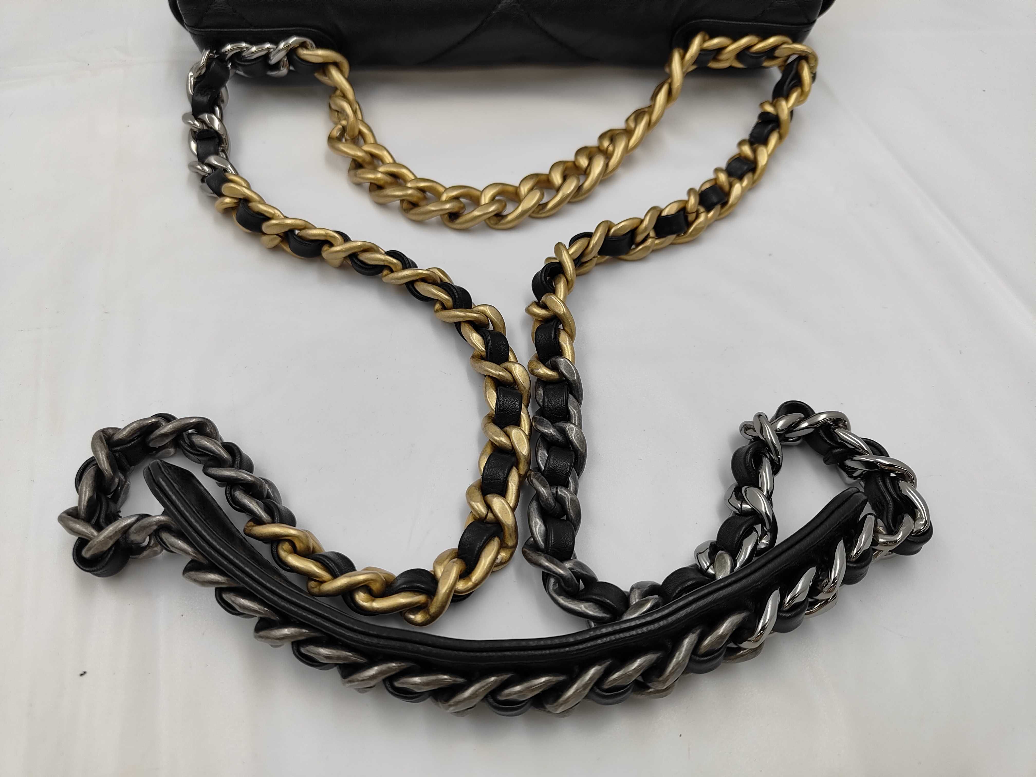 19 Bag, Black Shoulder Bag — view 3