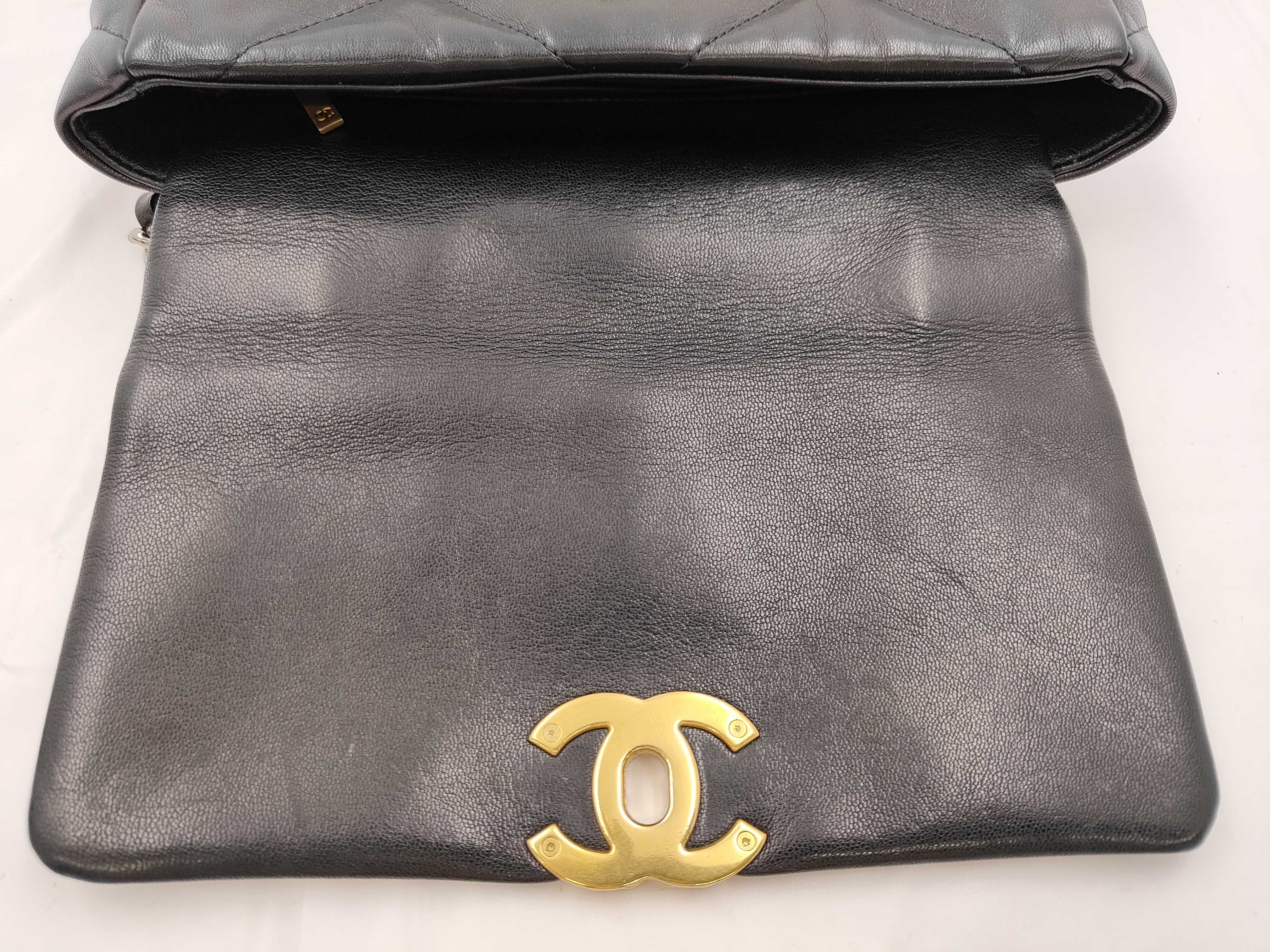 19 Bag, Black Shoulder Bag — view 8