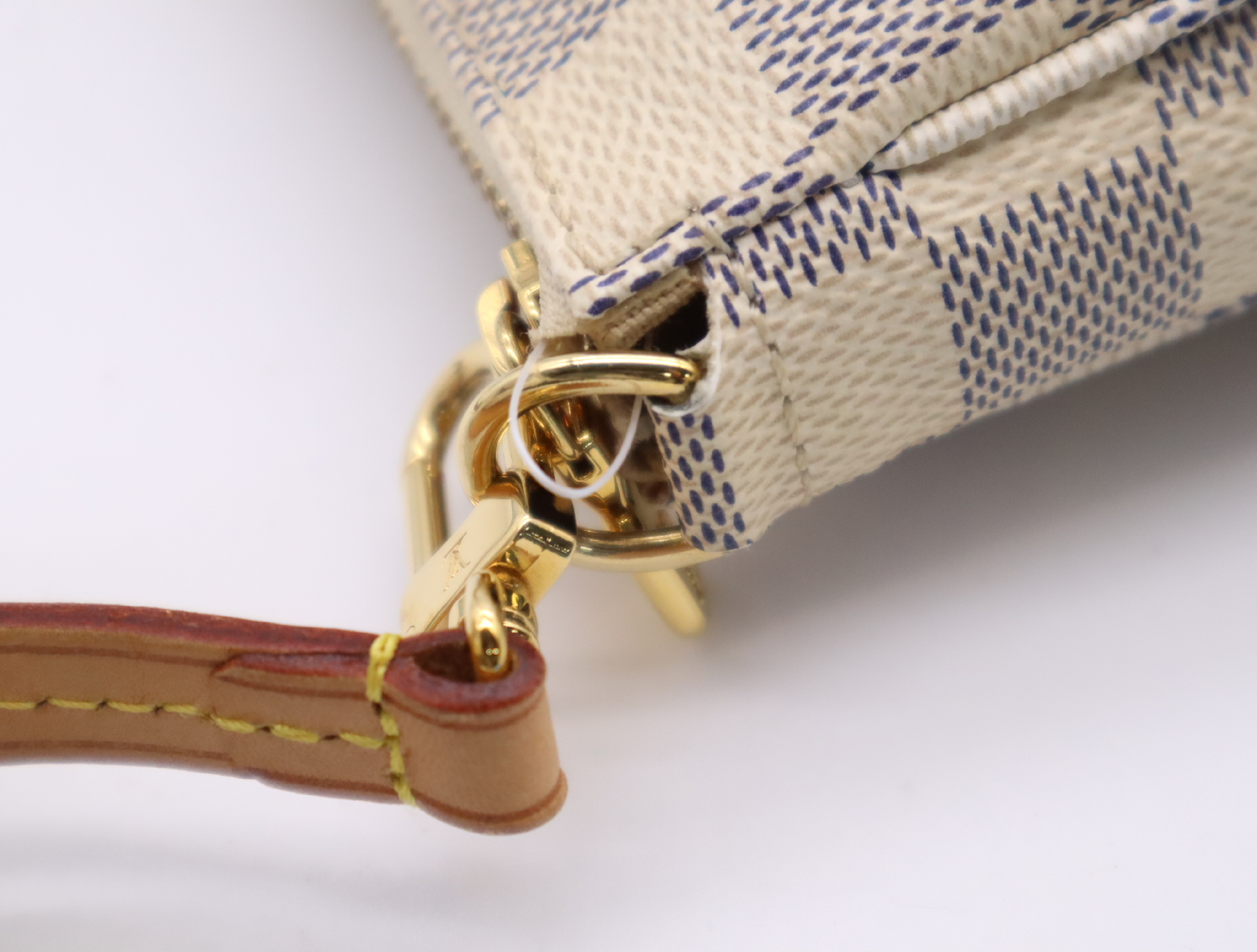 N41207 Azur Pochette Accessoires New Model Pouch — view 9