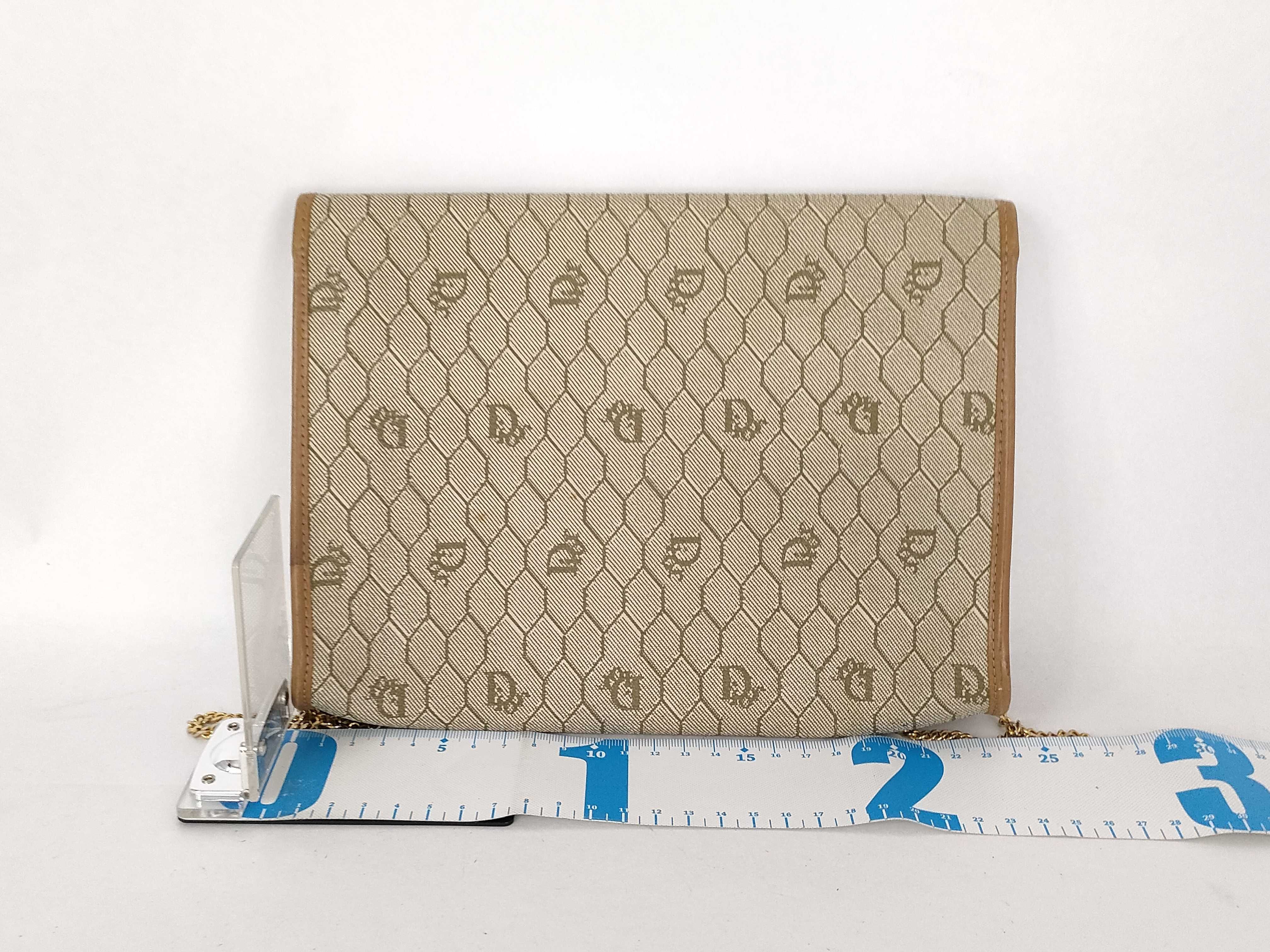 Honeycomb Pattern Shoulder Bag — view 2