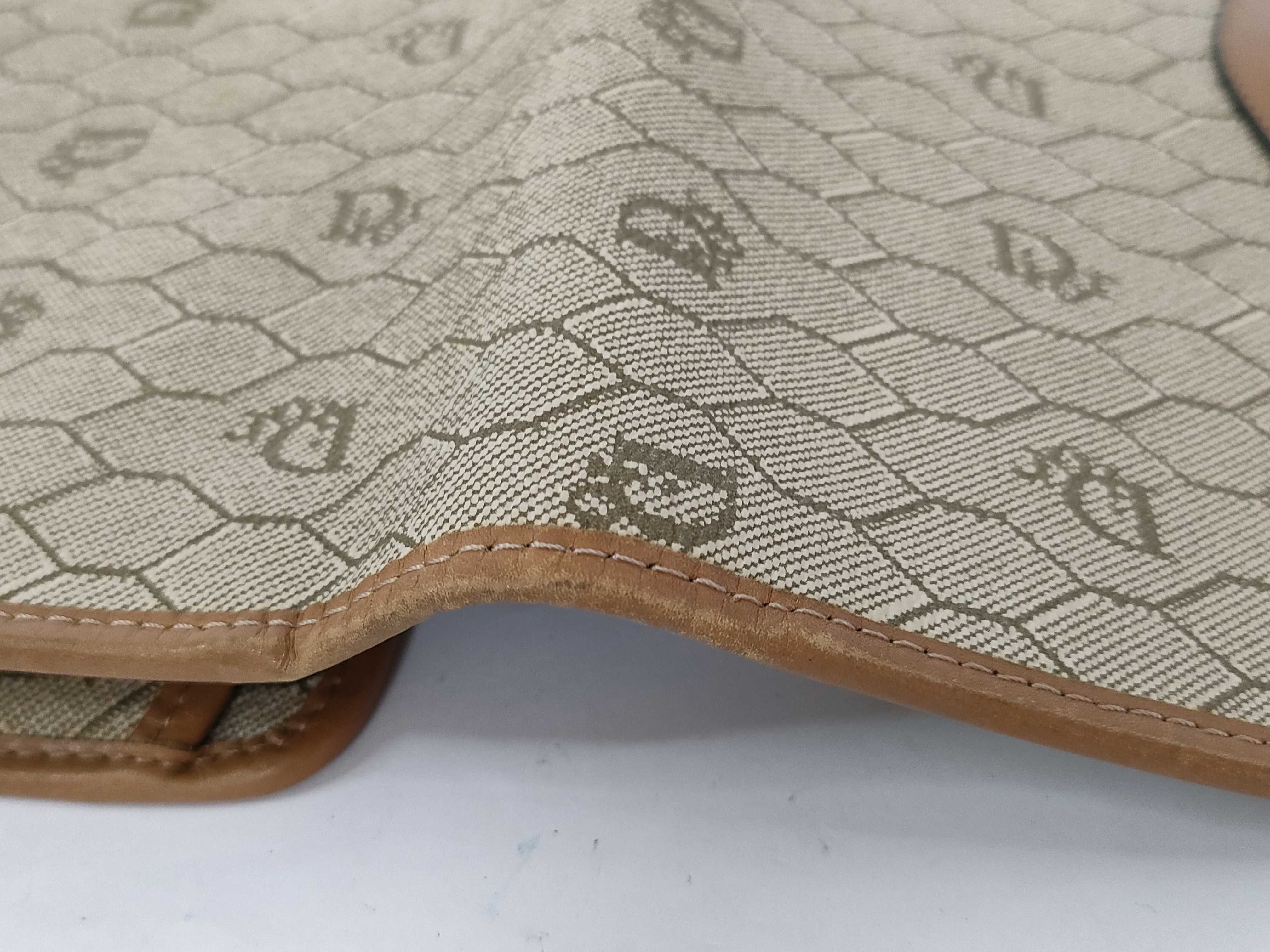 Honeycomb Pattern Shoulder Bag — view 13
