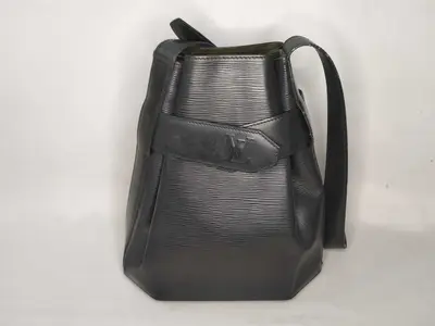 Epi Louis Vuitton Epi Sac Depaule Noir Shoulder Bag
