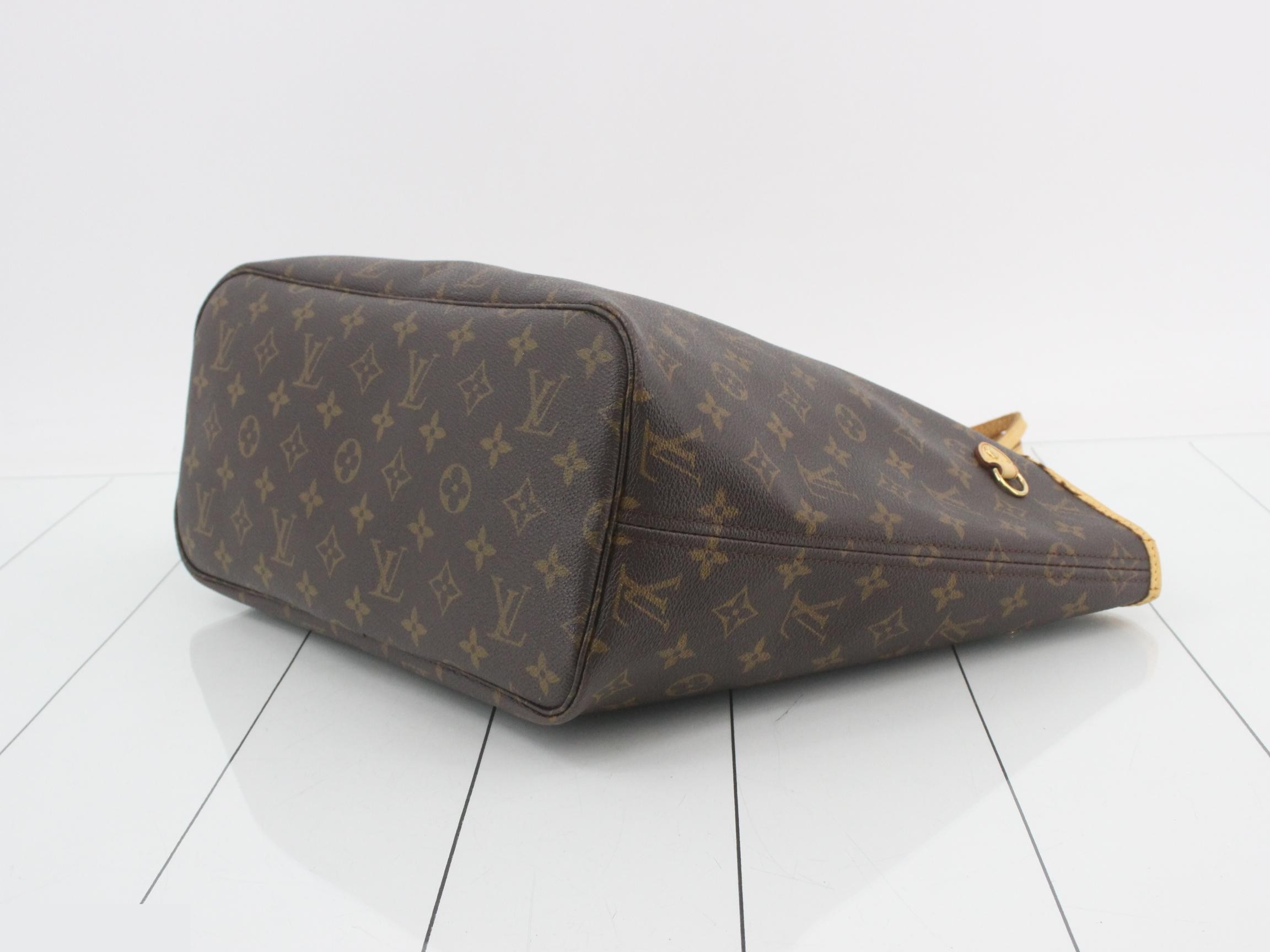 Monogram Neverfull MM Tote Bag — view 6